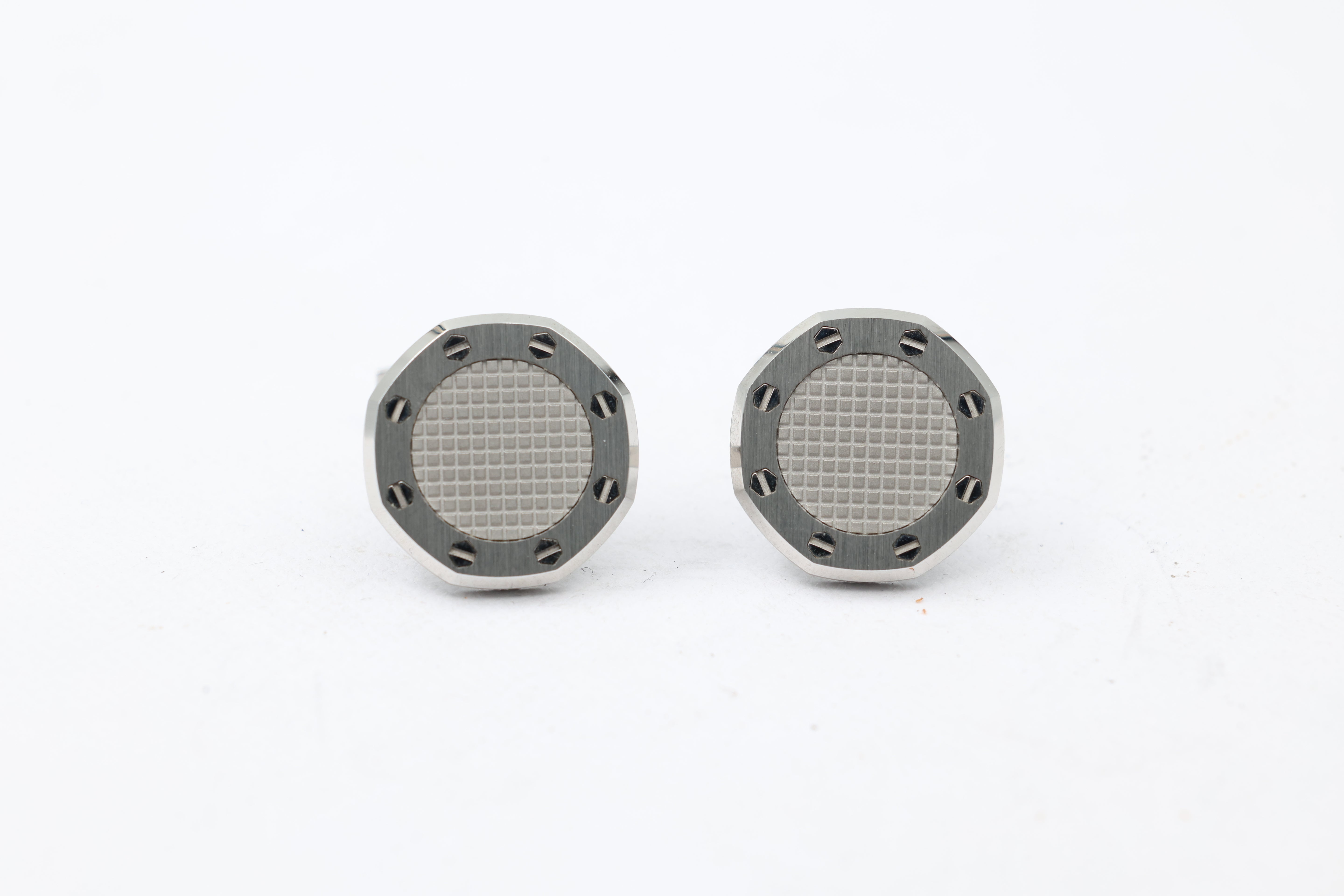Audemars Piguet - Cuff links – BM0740.ST.O.US.NACIER
