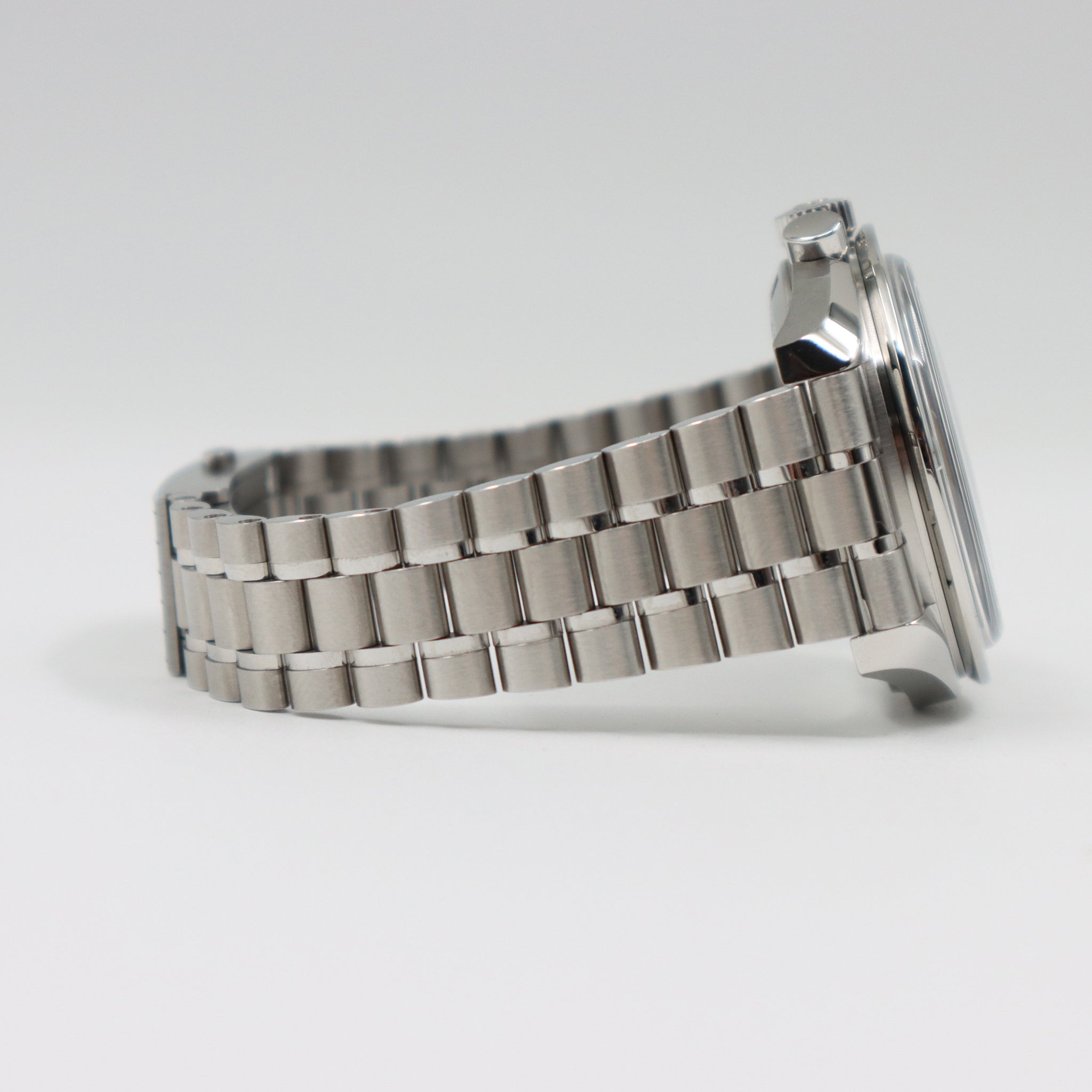 Omega - Speedmaster - 31030425001002