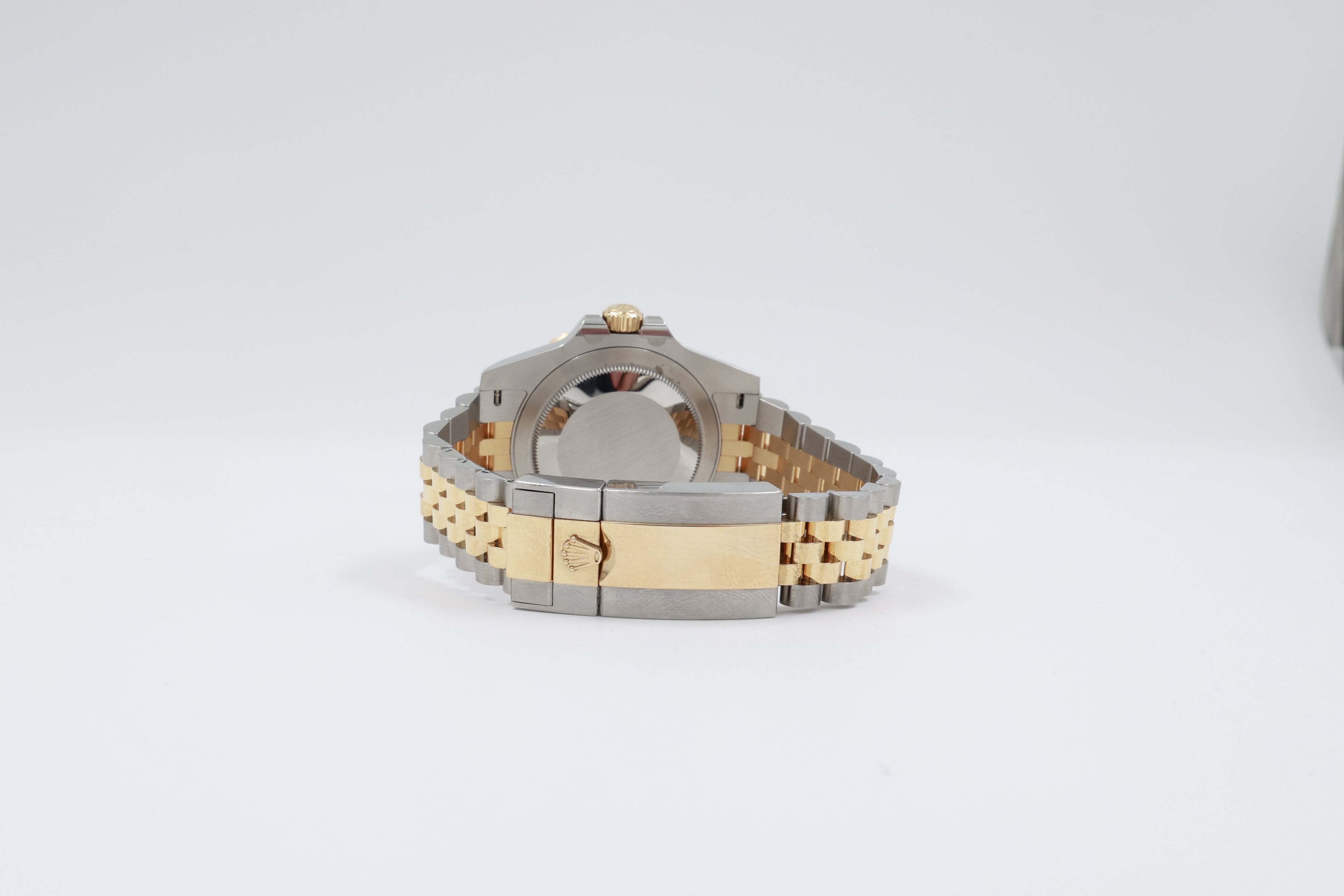 Rolex - GMT-Master II - 126713GRNR - 2024