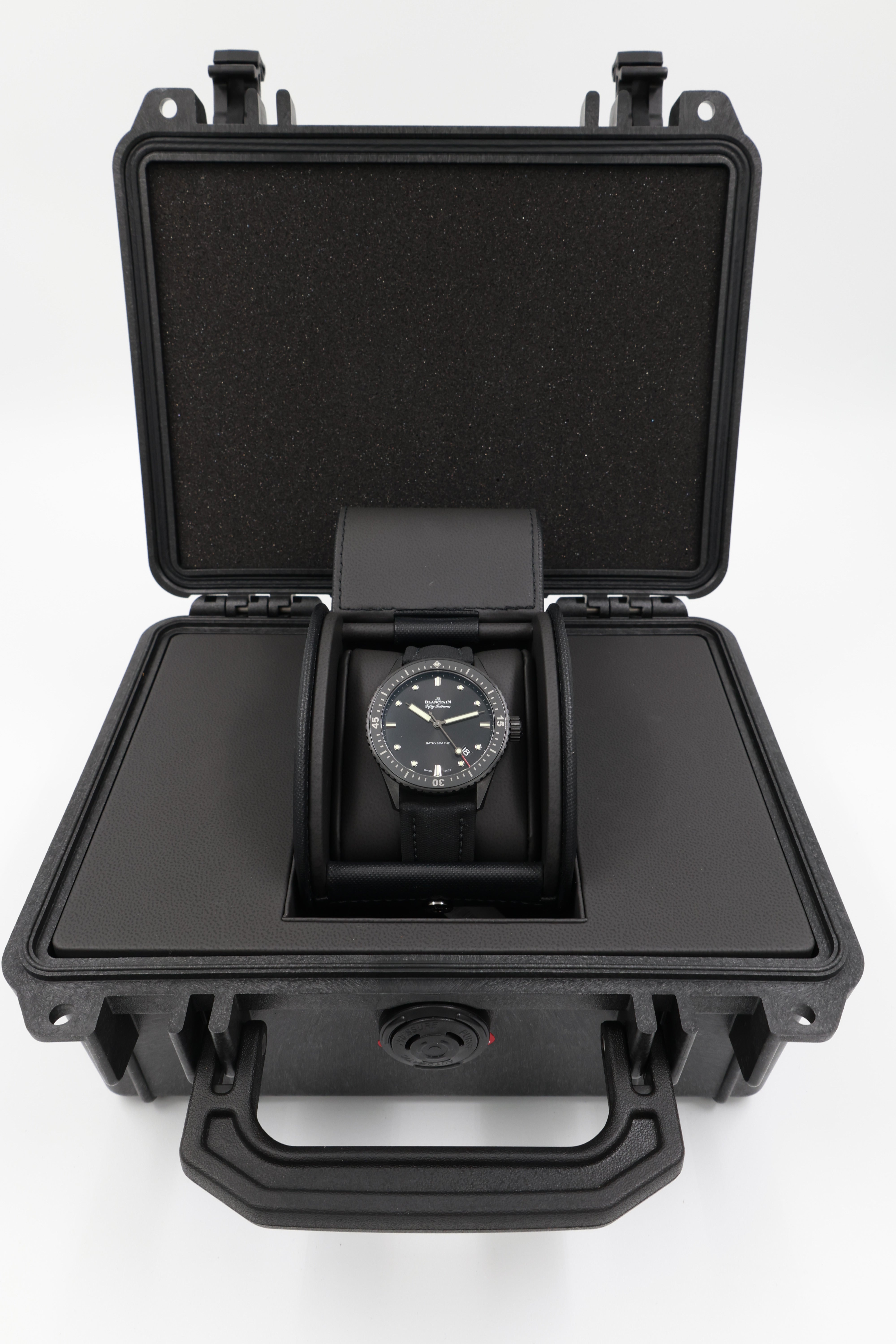 Blancpain - Fifty Fathoms Bathyscaphe - 5000-0130-B52A - Black - Strap - 2023