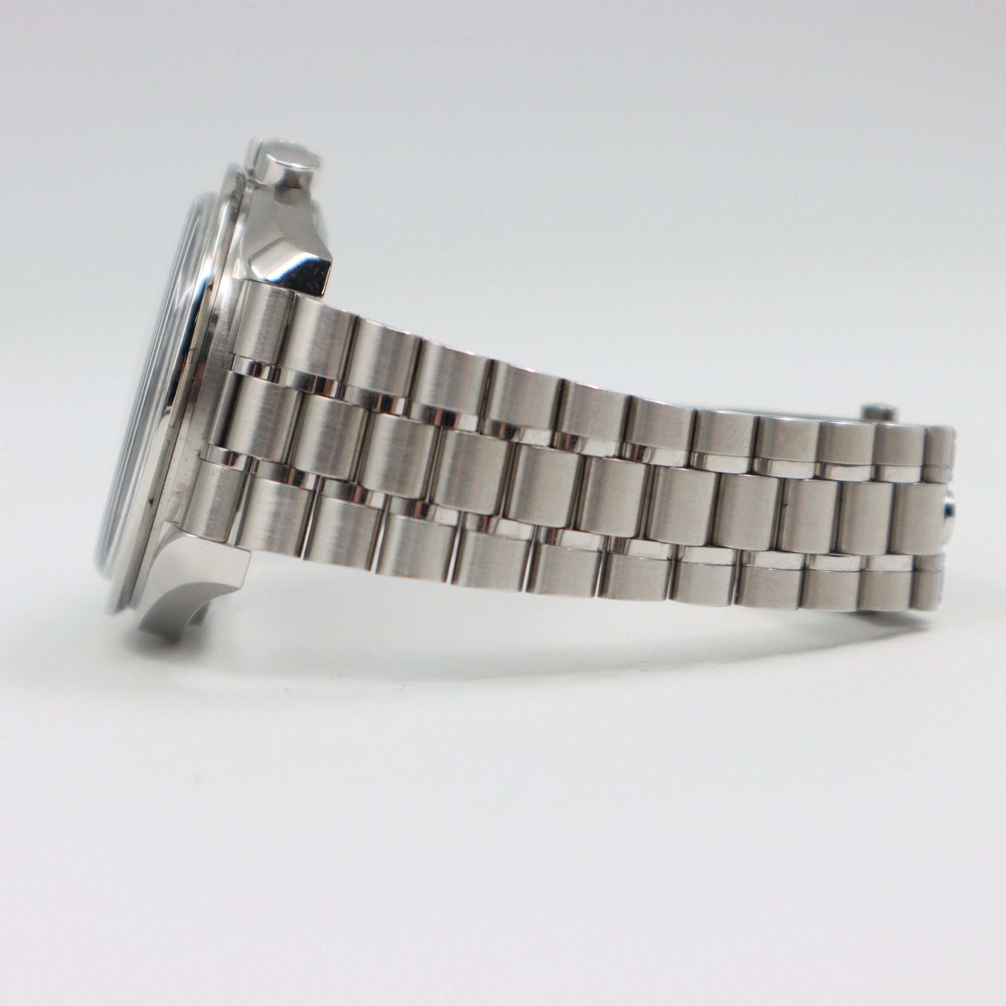 Omega - Speedmaster - 31030425001002