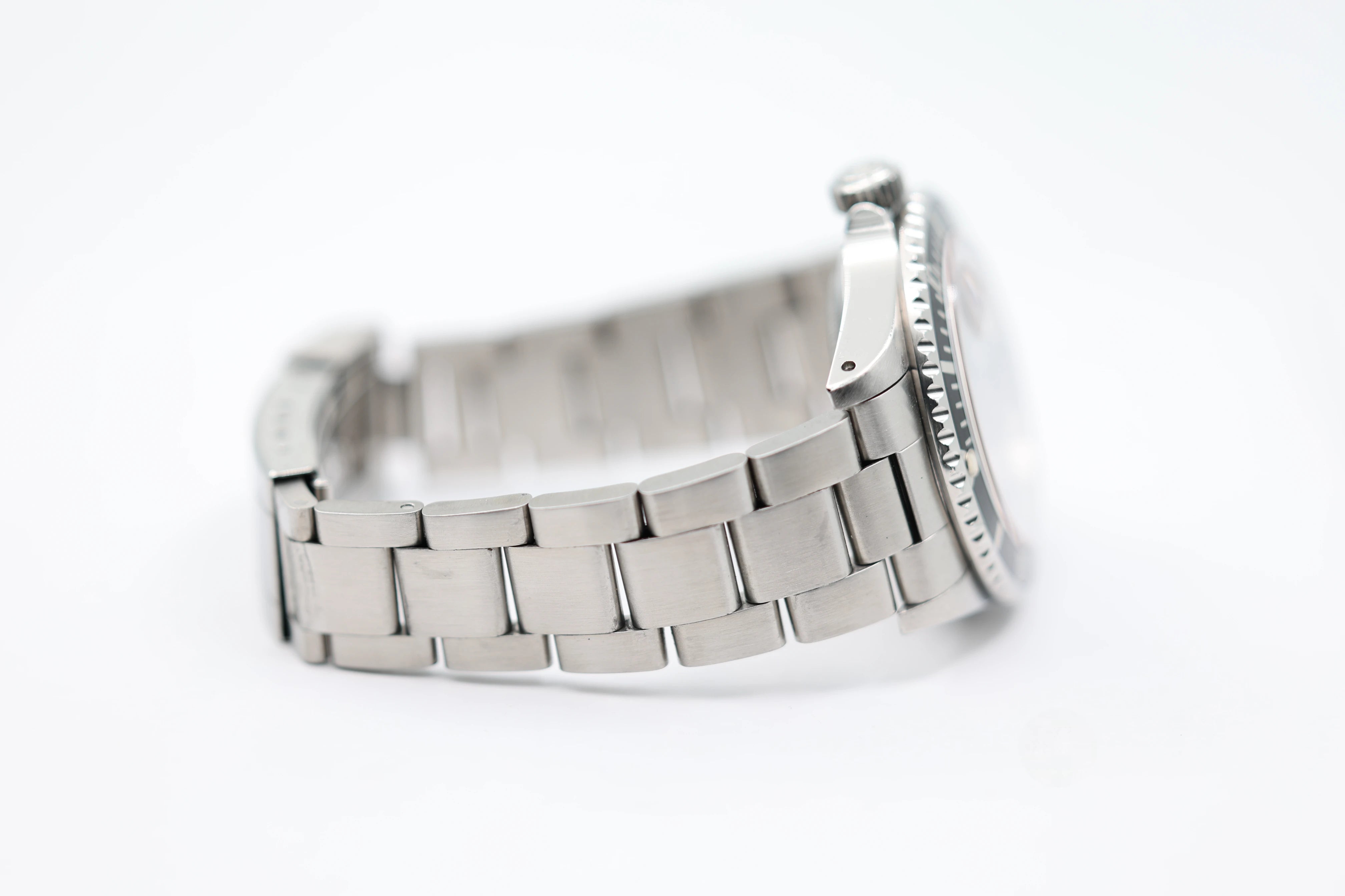 Rolex - Submariner Date - Black Dial - 16610