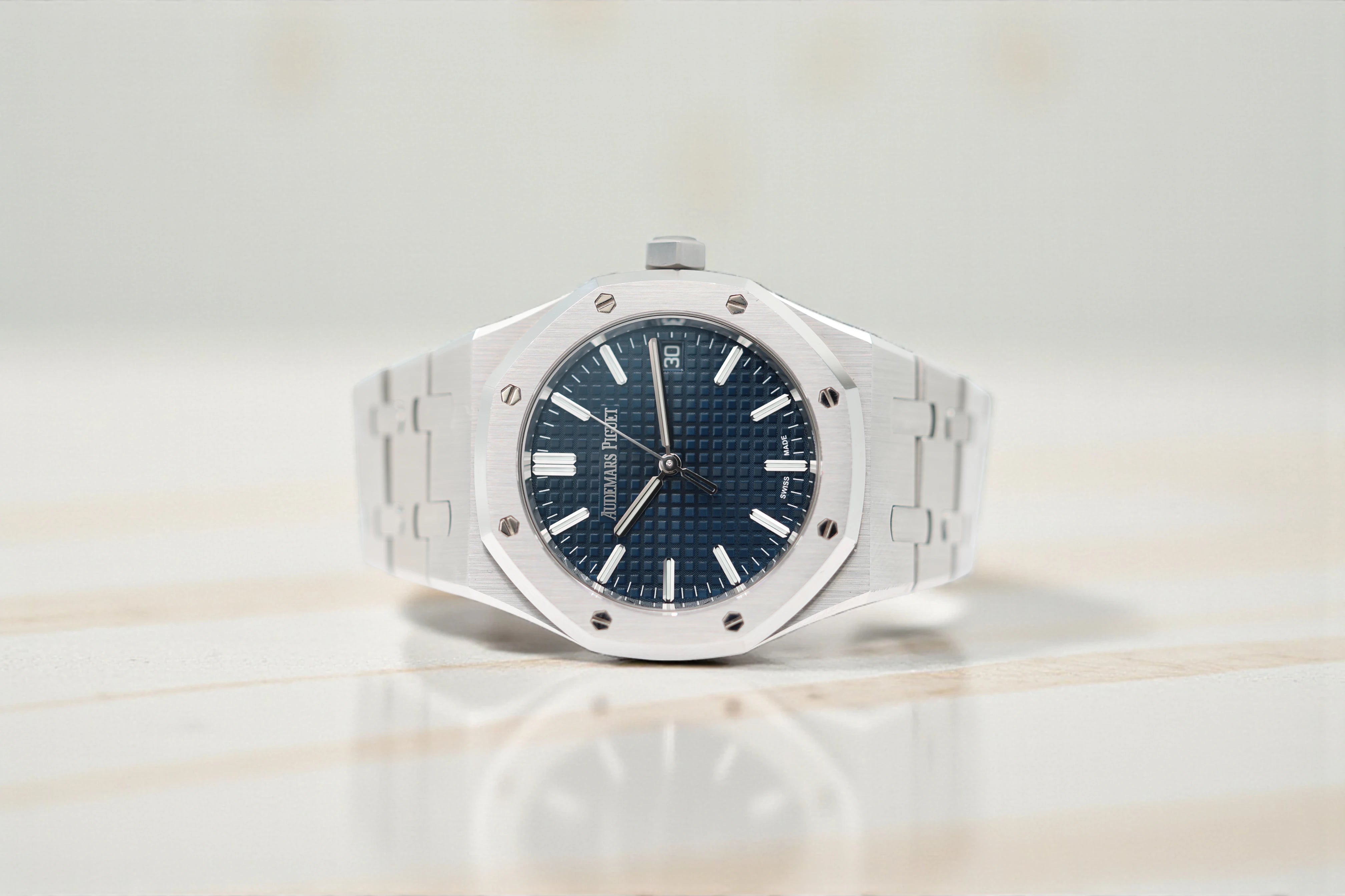 Audemars Piguet - Royal Oak - 15550ST - Blue Dial - 2023