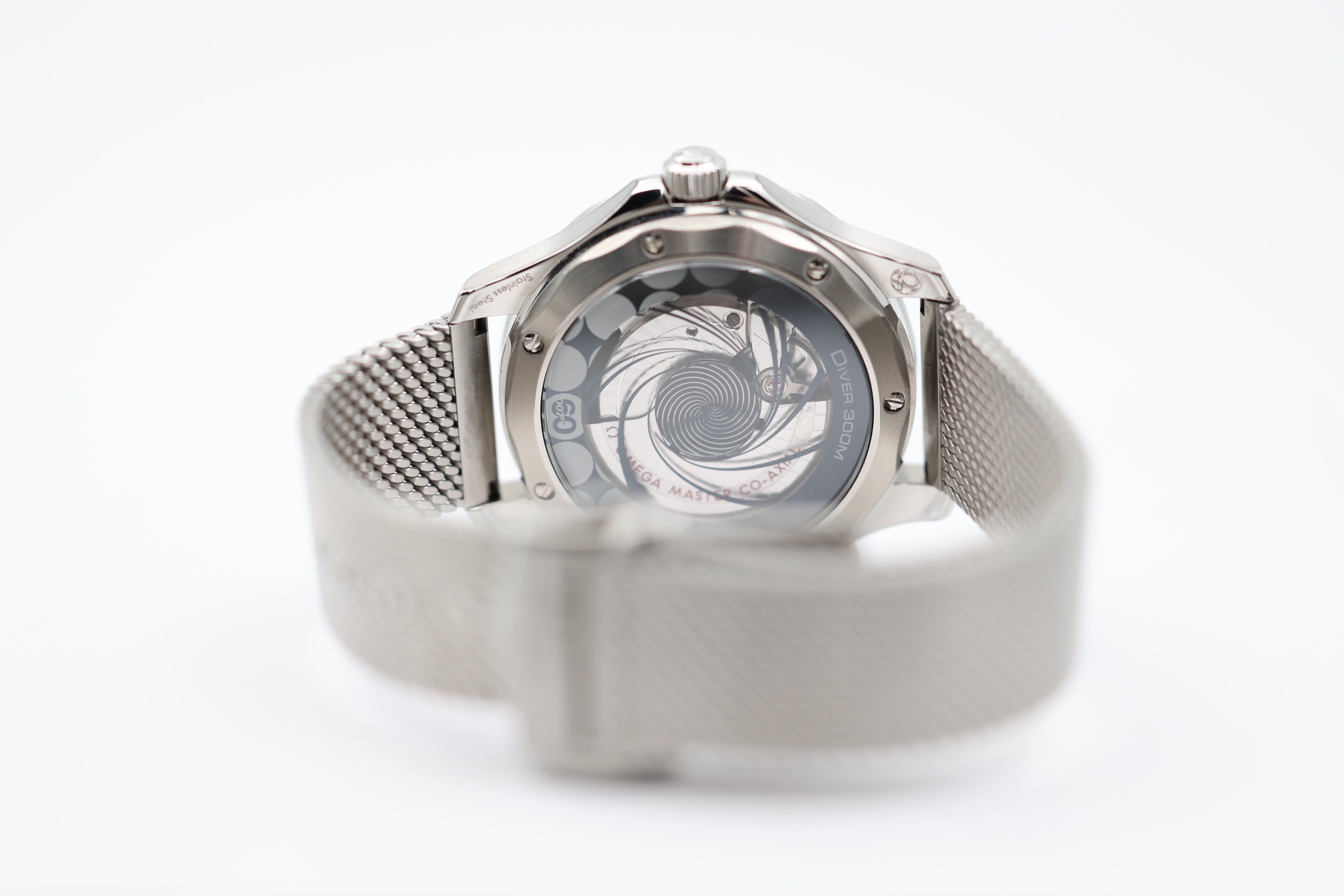 Omega - Seamaster Diver 300 - "James Bond 60th Anniversary" - 210.30.42.20.03.002 - 2025