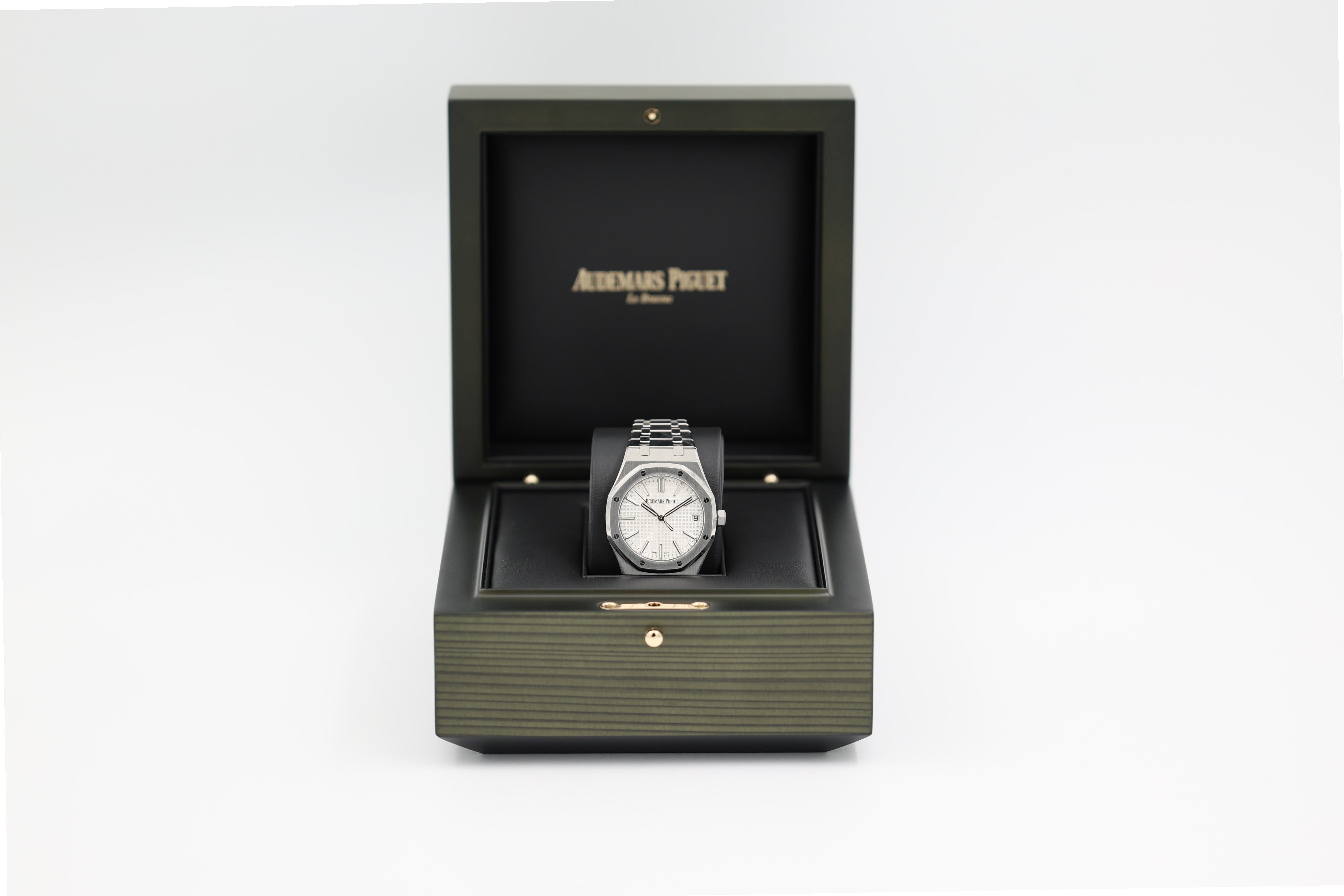 Audemars Piguet - Royal Oak - White Dial - 15510ST - 2023