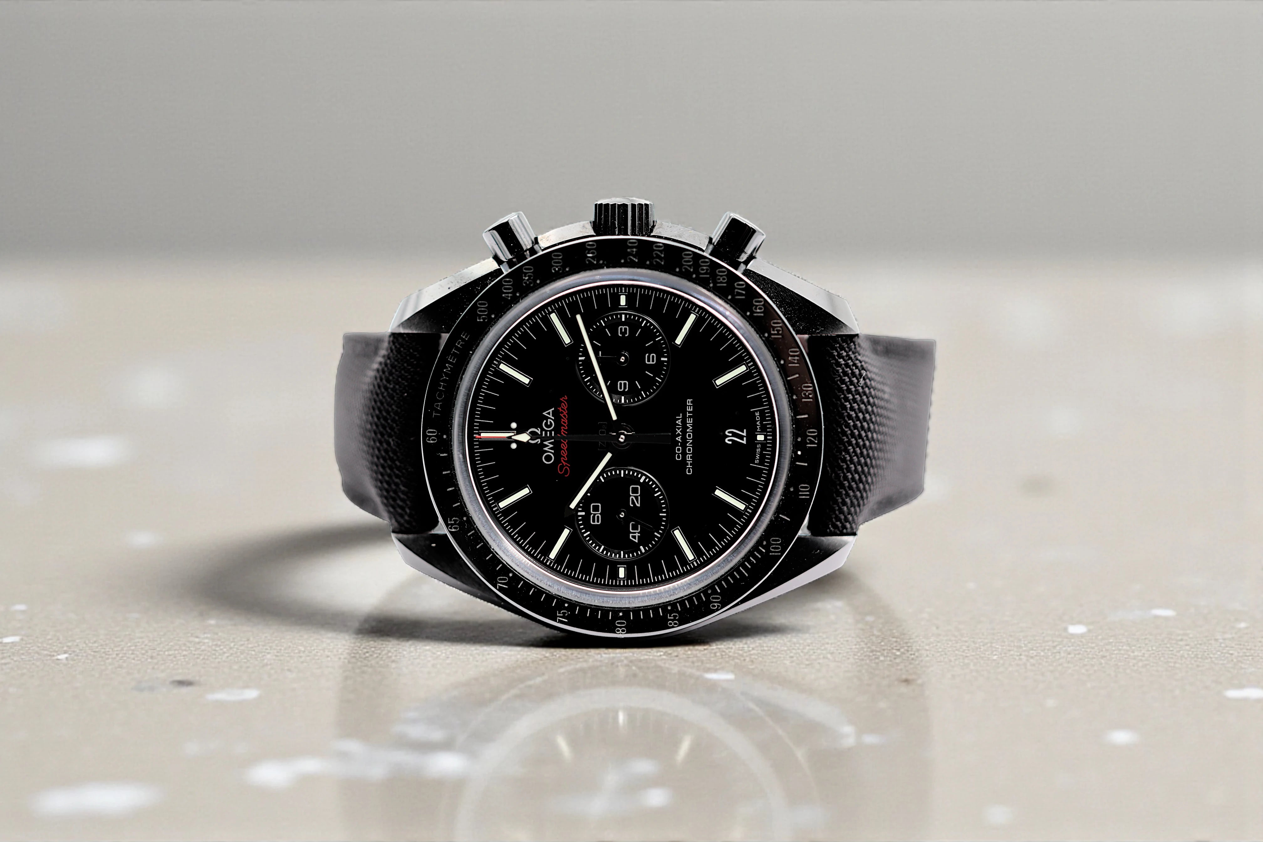 Omega - Speedmaster - "Dark Side of the Moon" - 311.92.44.51.01.007 - 2024