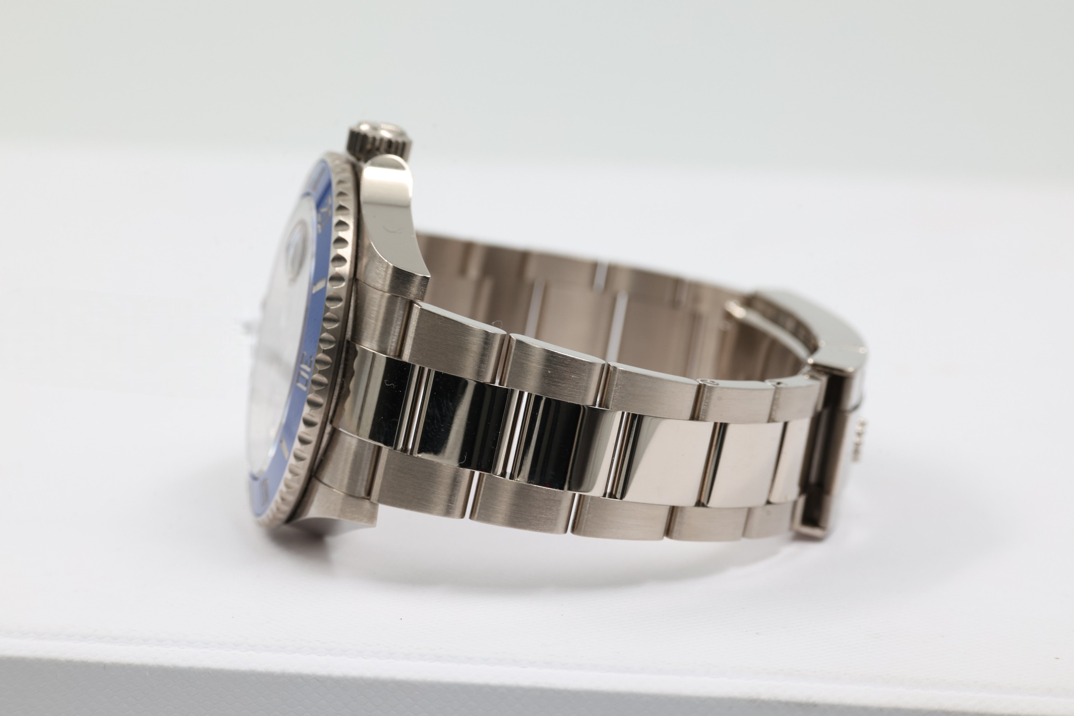 Rolex - Submariner Date - "Cookie Monster" - 126619LB - 2021