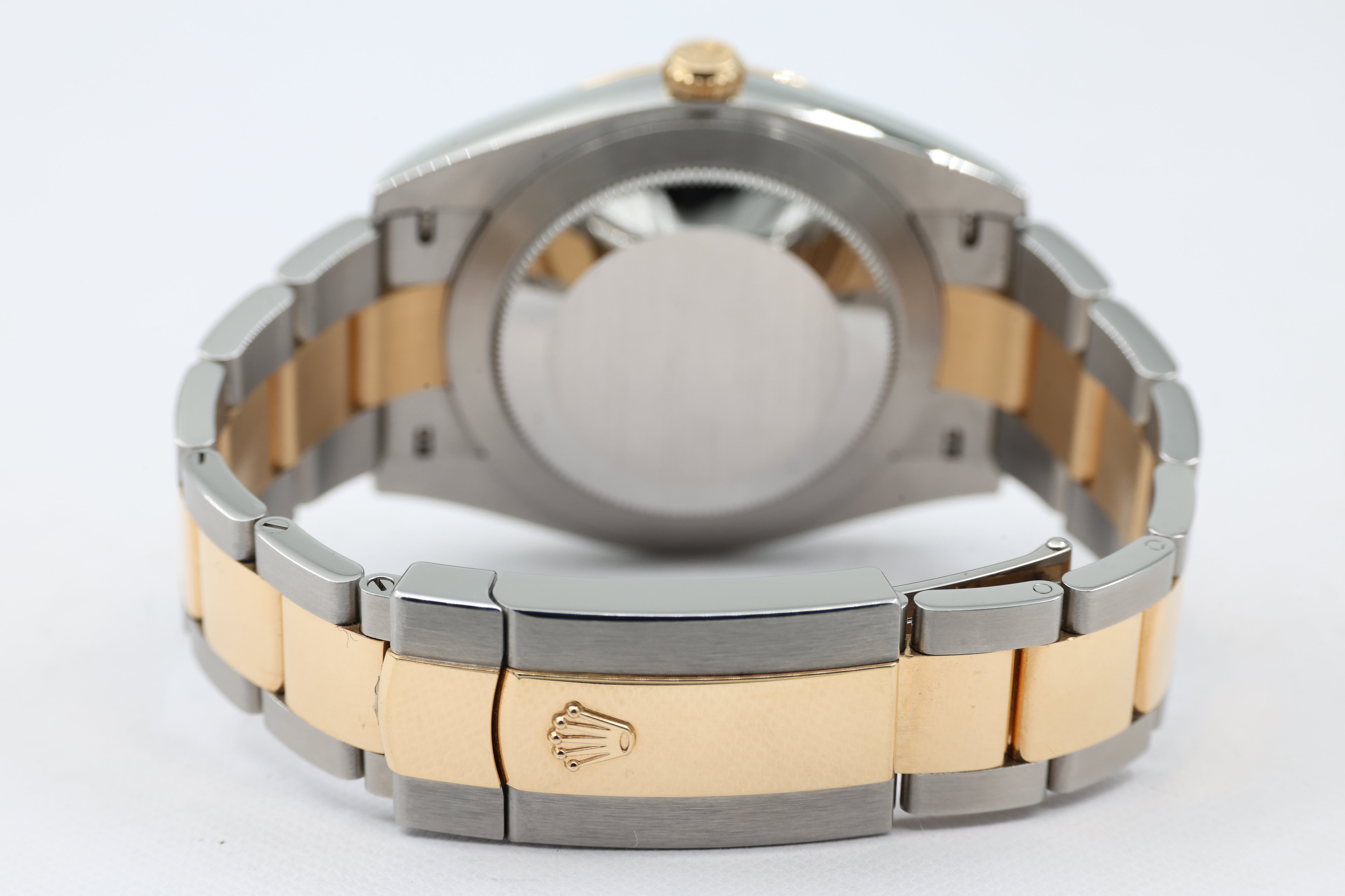 Rolex - Datejust – Champagne – 126333 – 2025