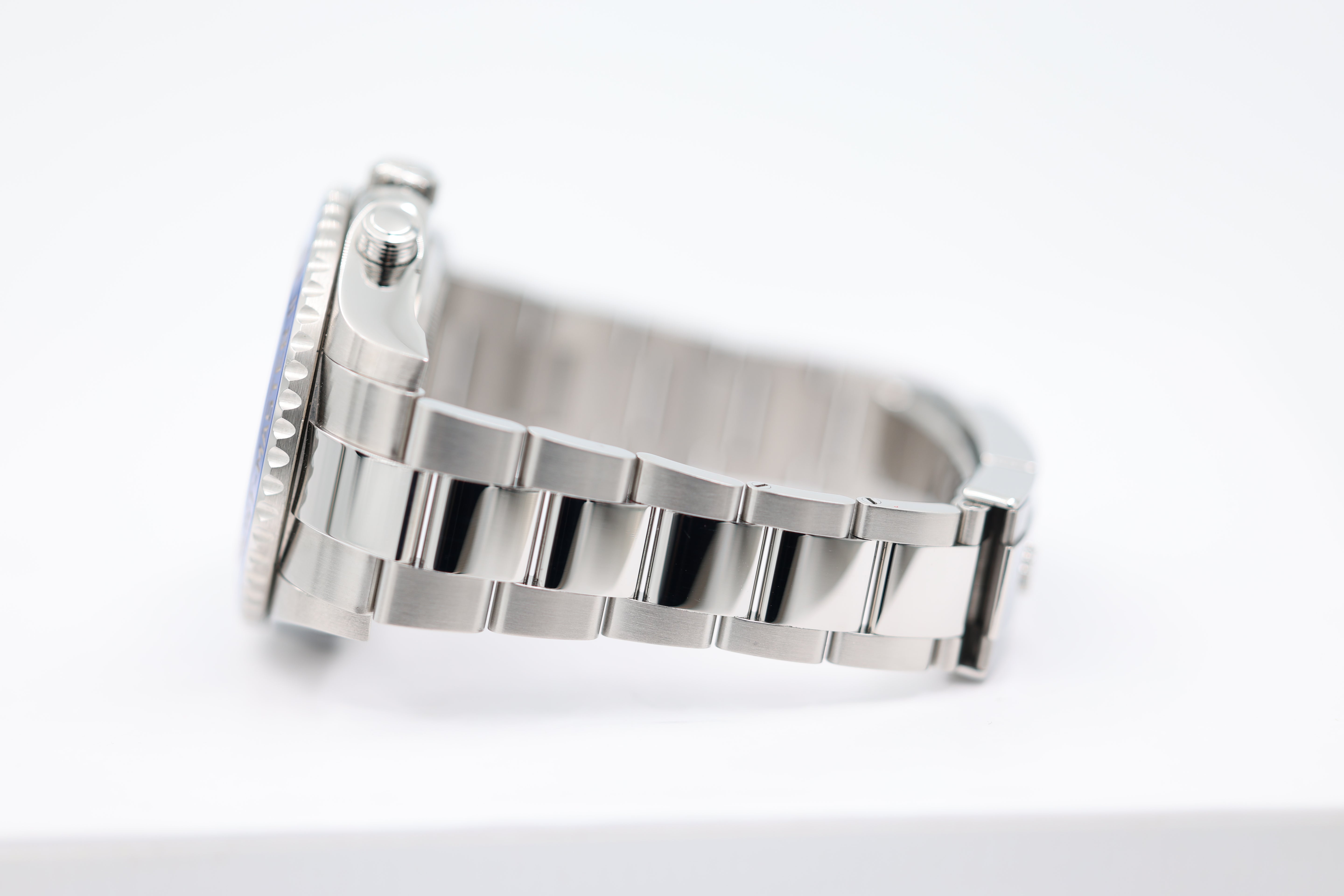 Rolex - Yacht-Master II - White Dial - 116680 - 2019