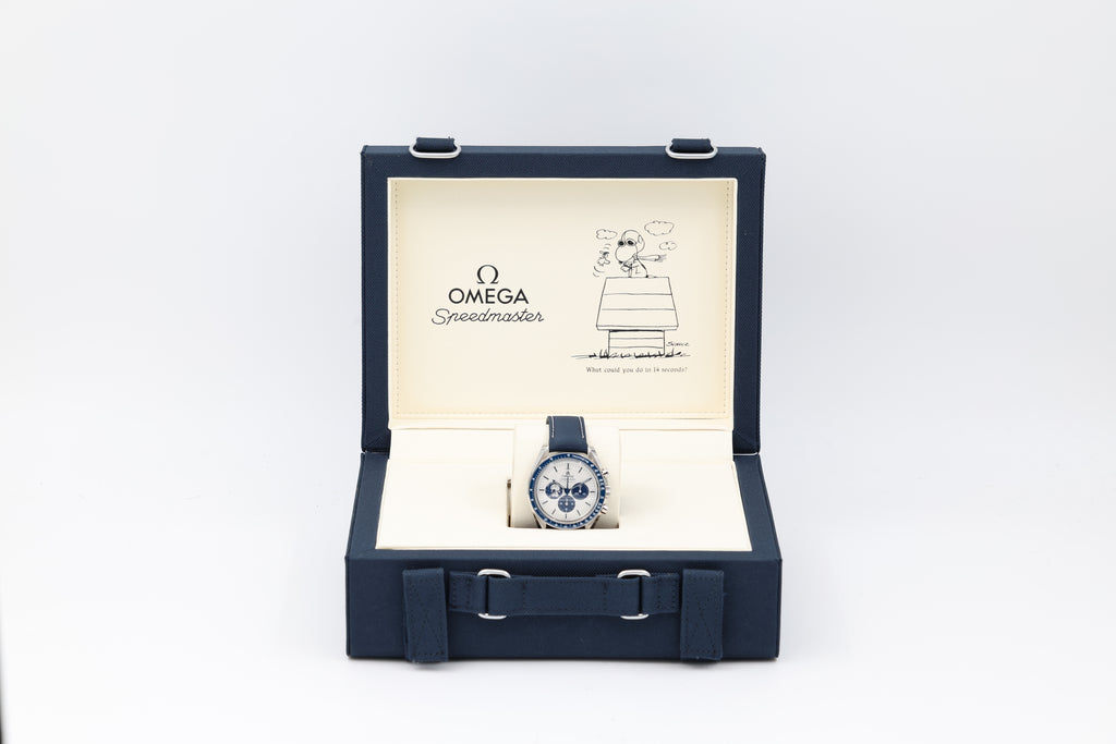 Omega - Speedmaster – Snoopy – 310.32.42.50.02.001 – 2023