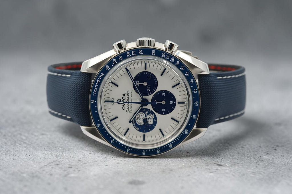 Omega - Speedmaster – Snoopy – 310.32.42.50.02.001 – 2023