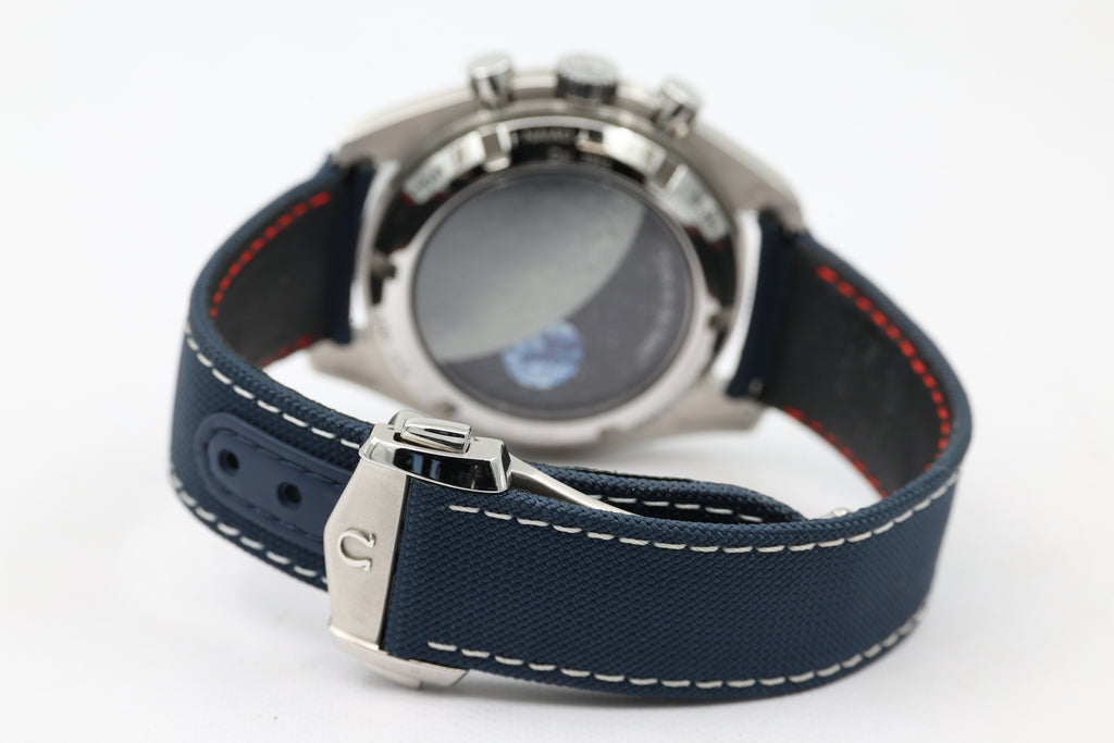 Omega - Speedmaster – Snoopy – 310.32.42.50.02.001 – 2023