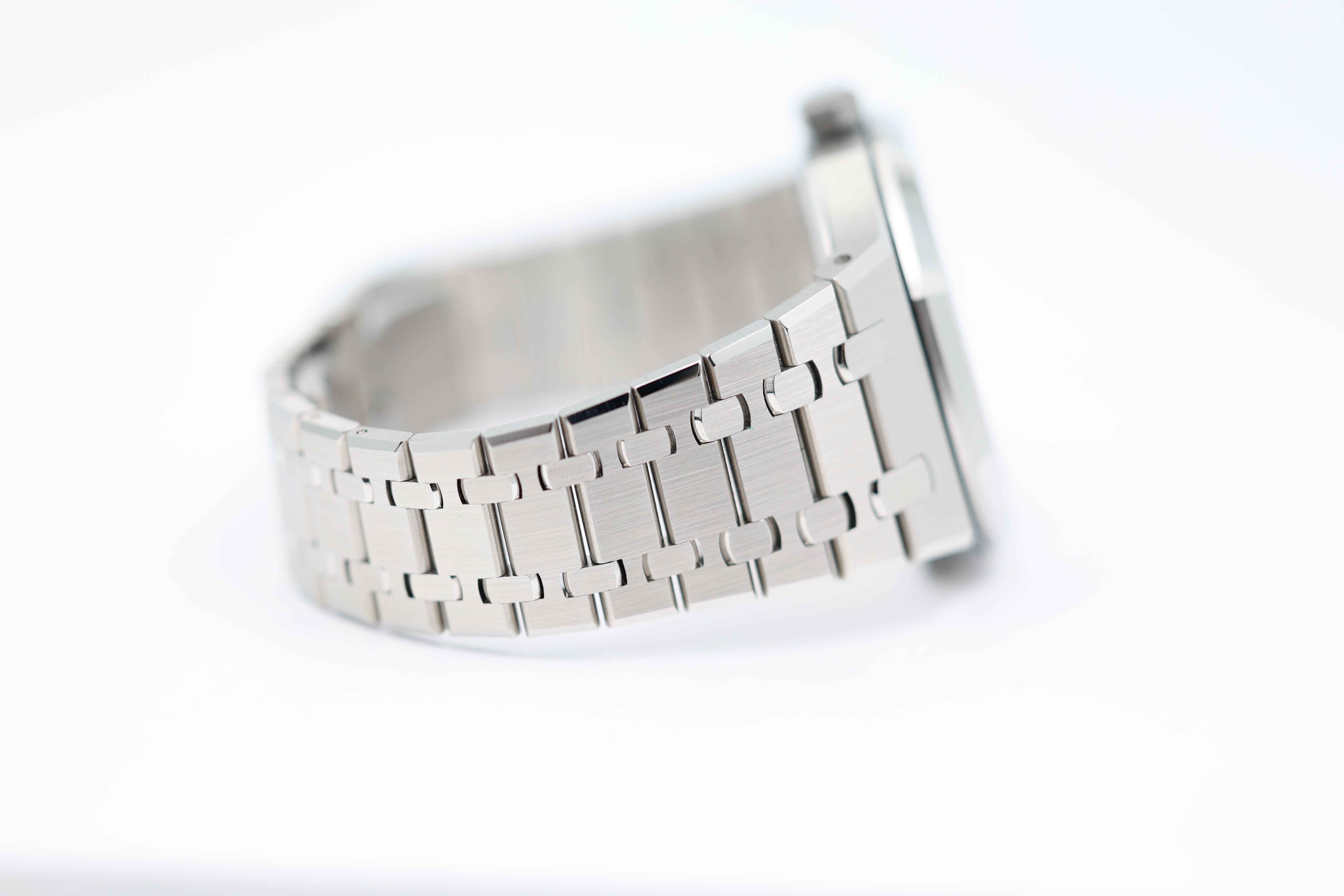 Audemars Piguet - Royal Oak - Grey Slate Dial - 15510ST