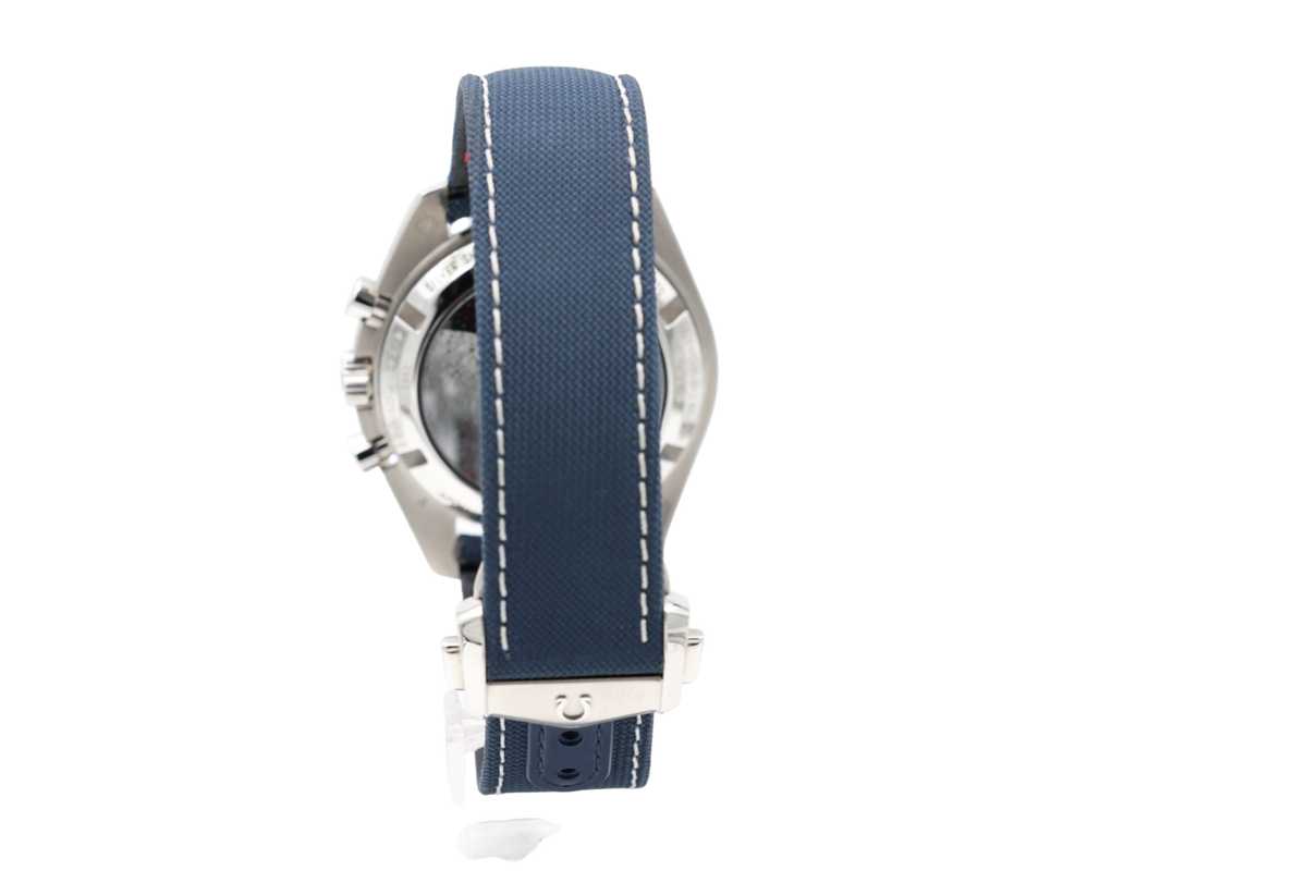 Omega - Speedmaster – Snoopy – 310.32.42.50.02.001 – 2023