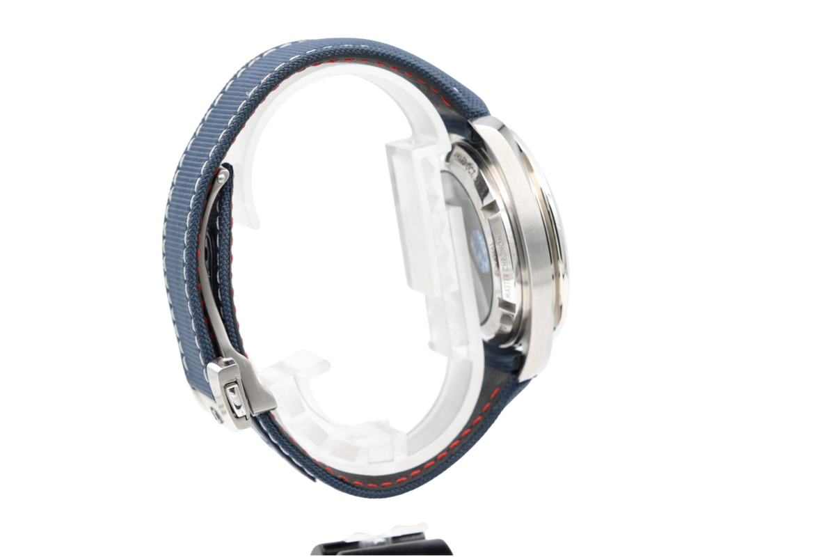 Omega - Speedmaster – Snoopy – 310.32.42.50.02.001 – 2023