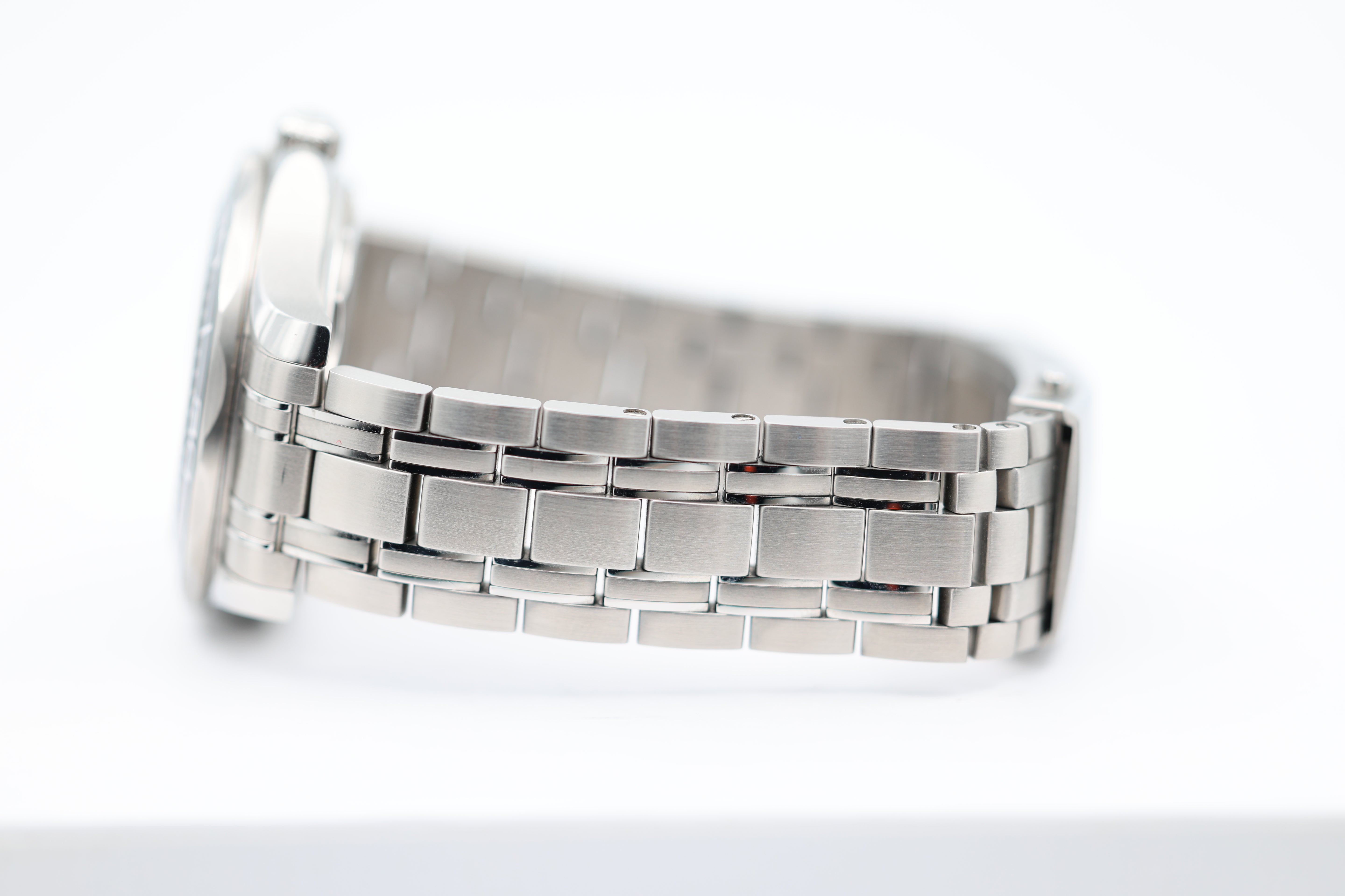 Omega - Seamaster Diver 300 - Black Dial - 210.30.42.20.01.001 - 2025