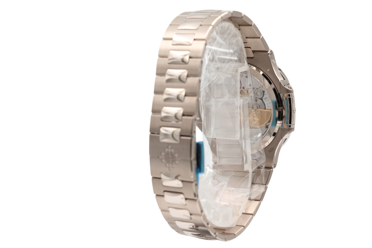 Patek Philippe - Nautilus – Blue – 5740/1G-001 – 2024