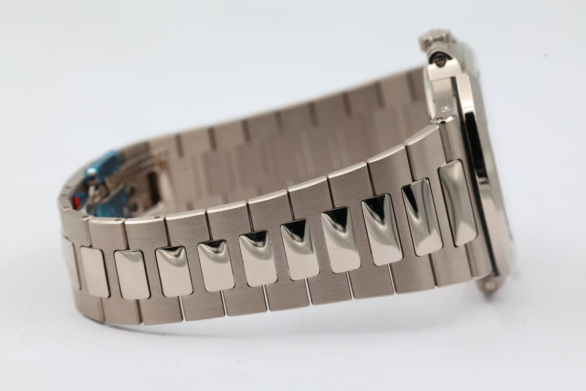 Patek Philippe - Nautilus – Blue – 5740/1G-001 – 2024
