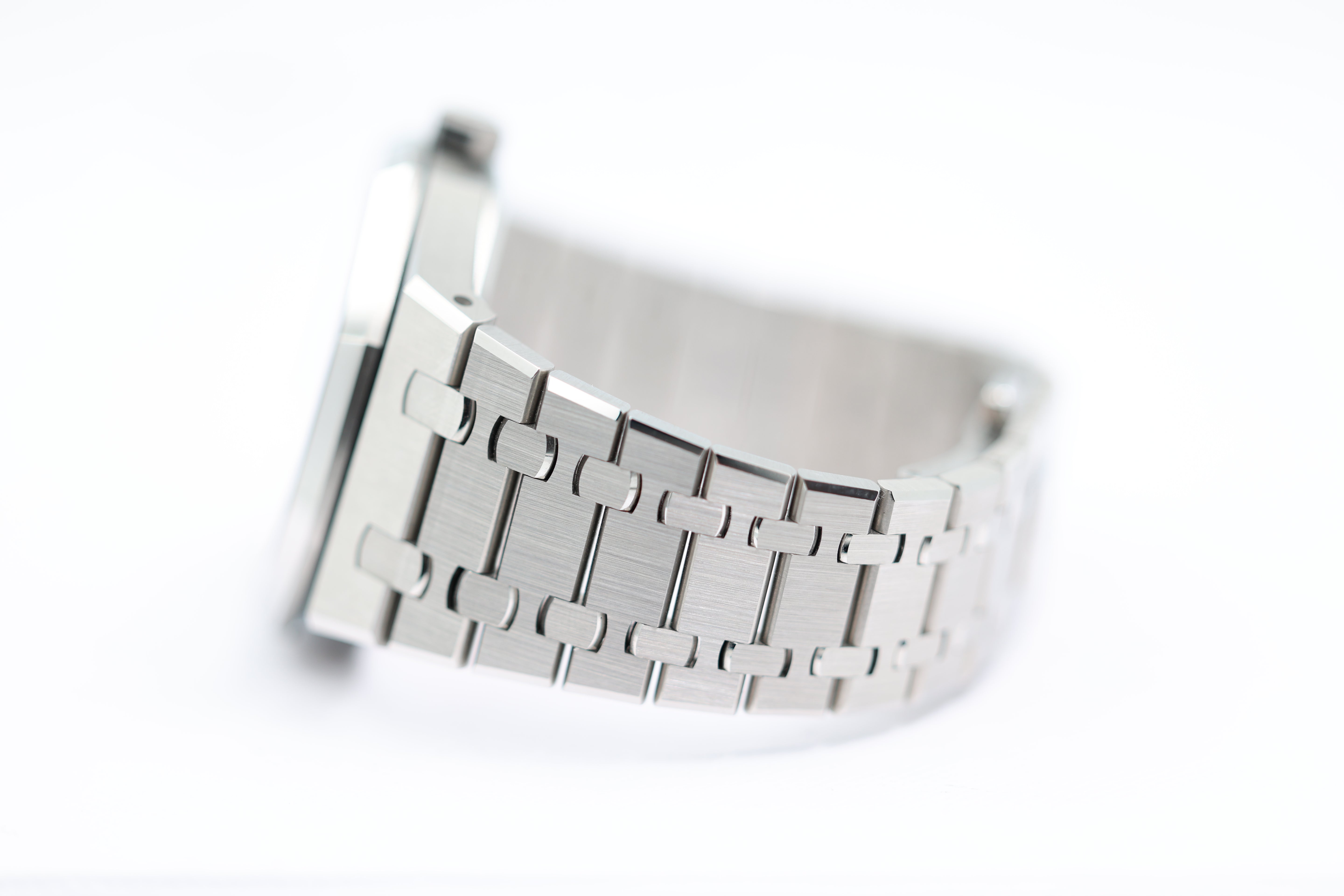 Audemars Piguet - Royal Oak - Green Dial - 15510ST - 2025