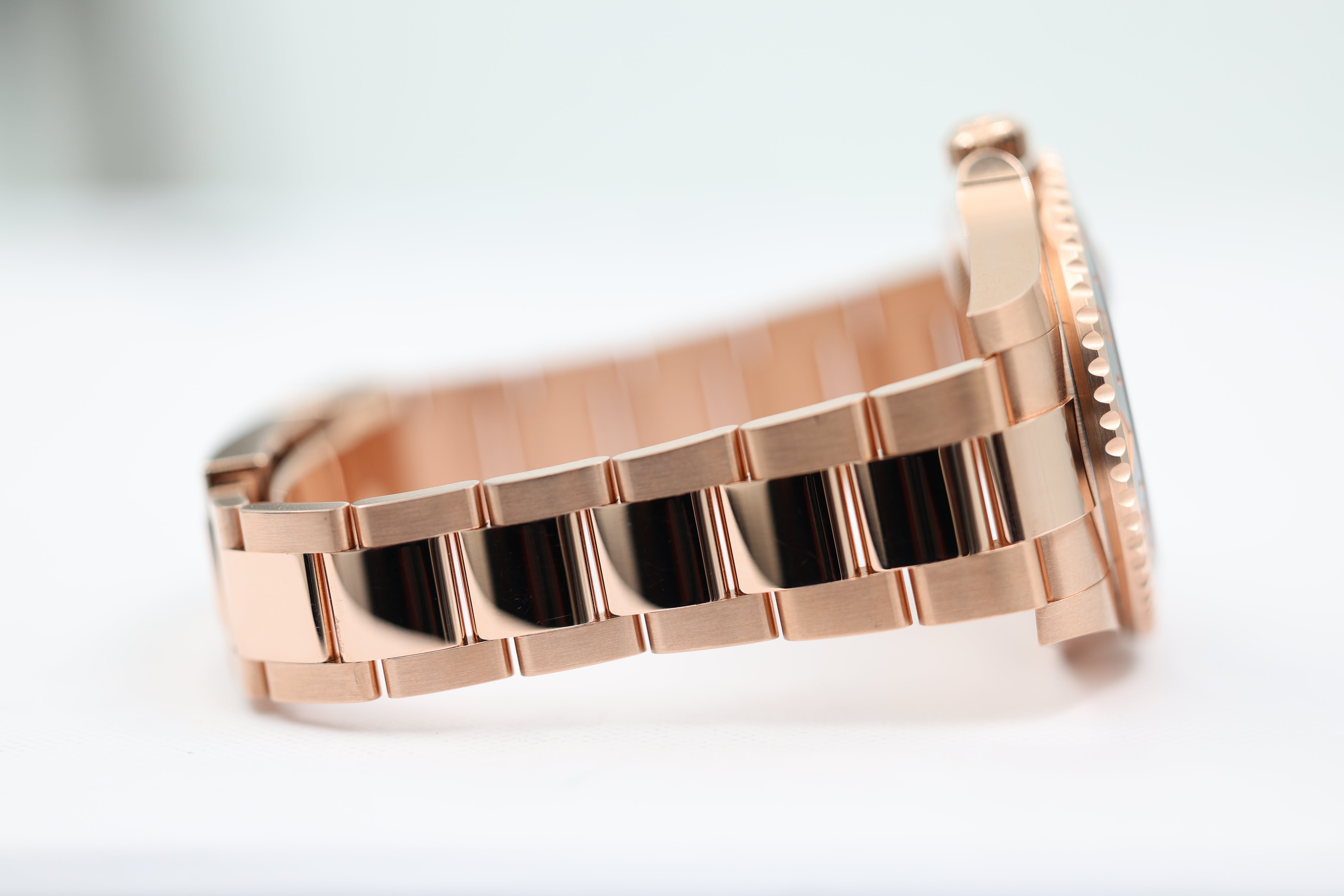 Rolex - GMT-Master II - "Rootbeer" Tiger Iron Dial - 126715CHNR - 2025