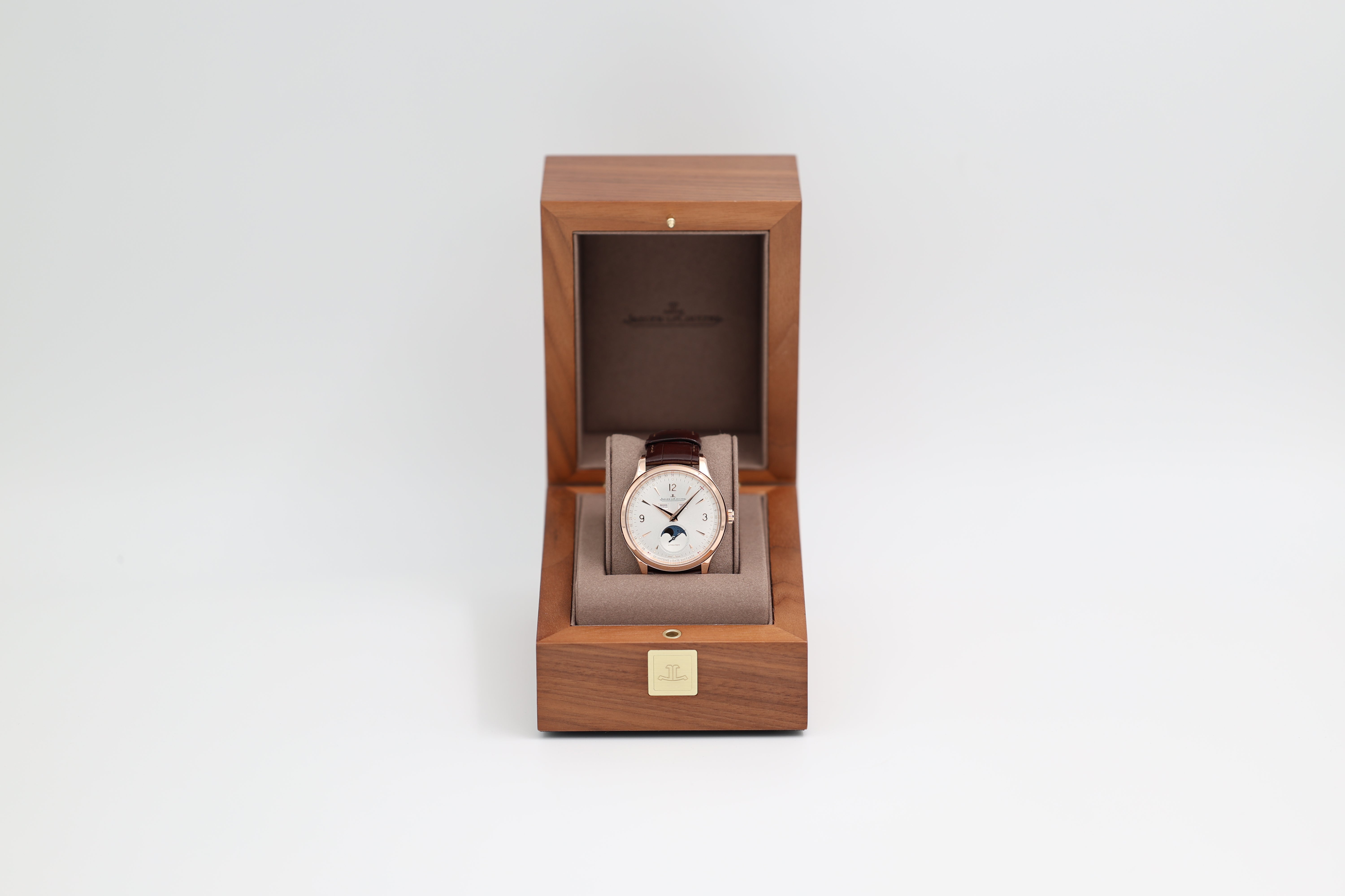 Jaeger-LeCoultre - Master Control Calendar - Silver Dial - Q4142520