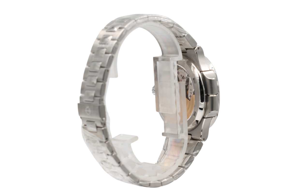 Patek Philippe - Nautilus – Grey – 5990/1A-001 – 2017
