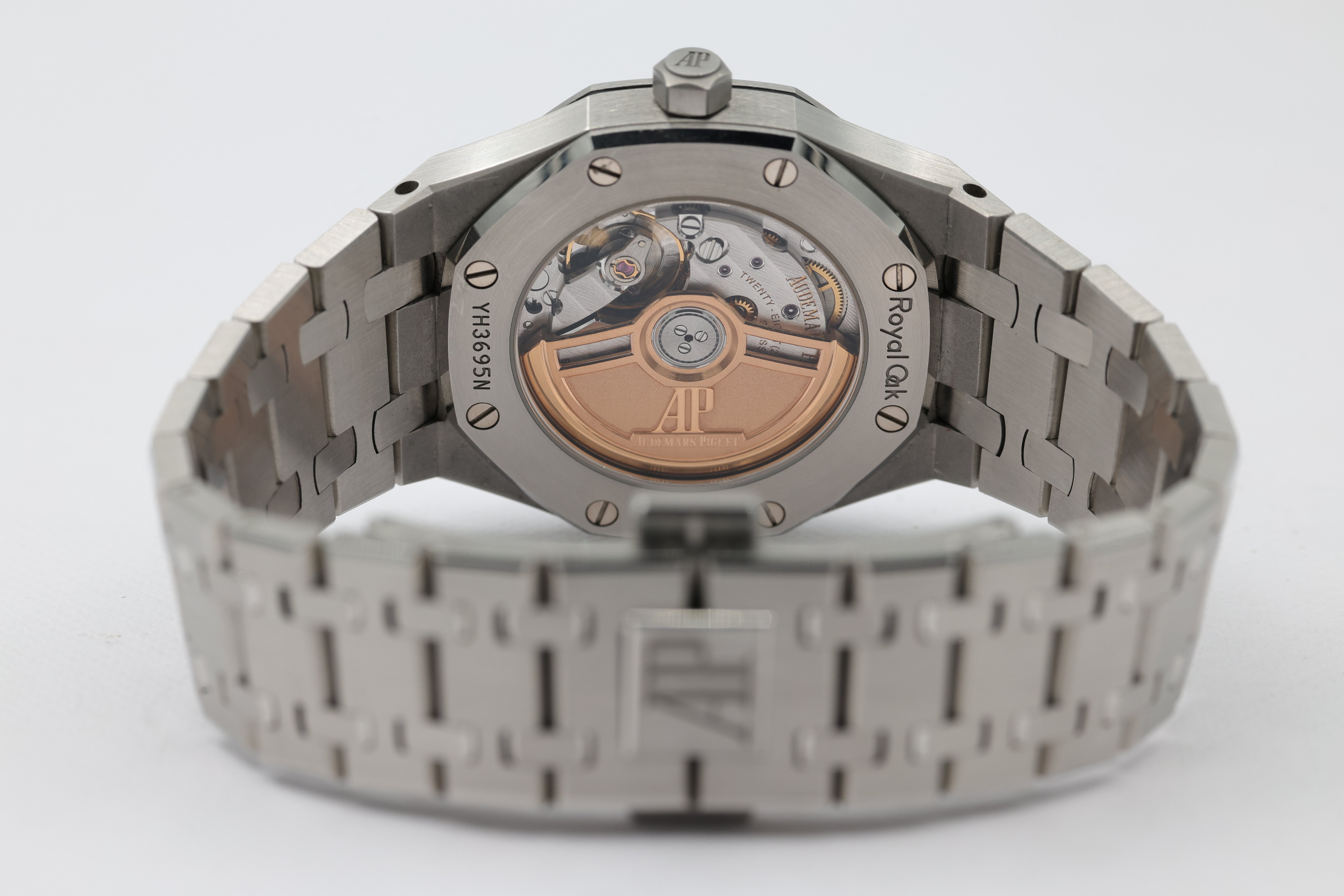Audemars Piguet - Royal Oak - White Dial - 77450ST - 2023
