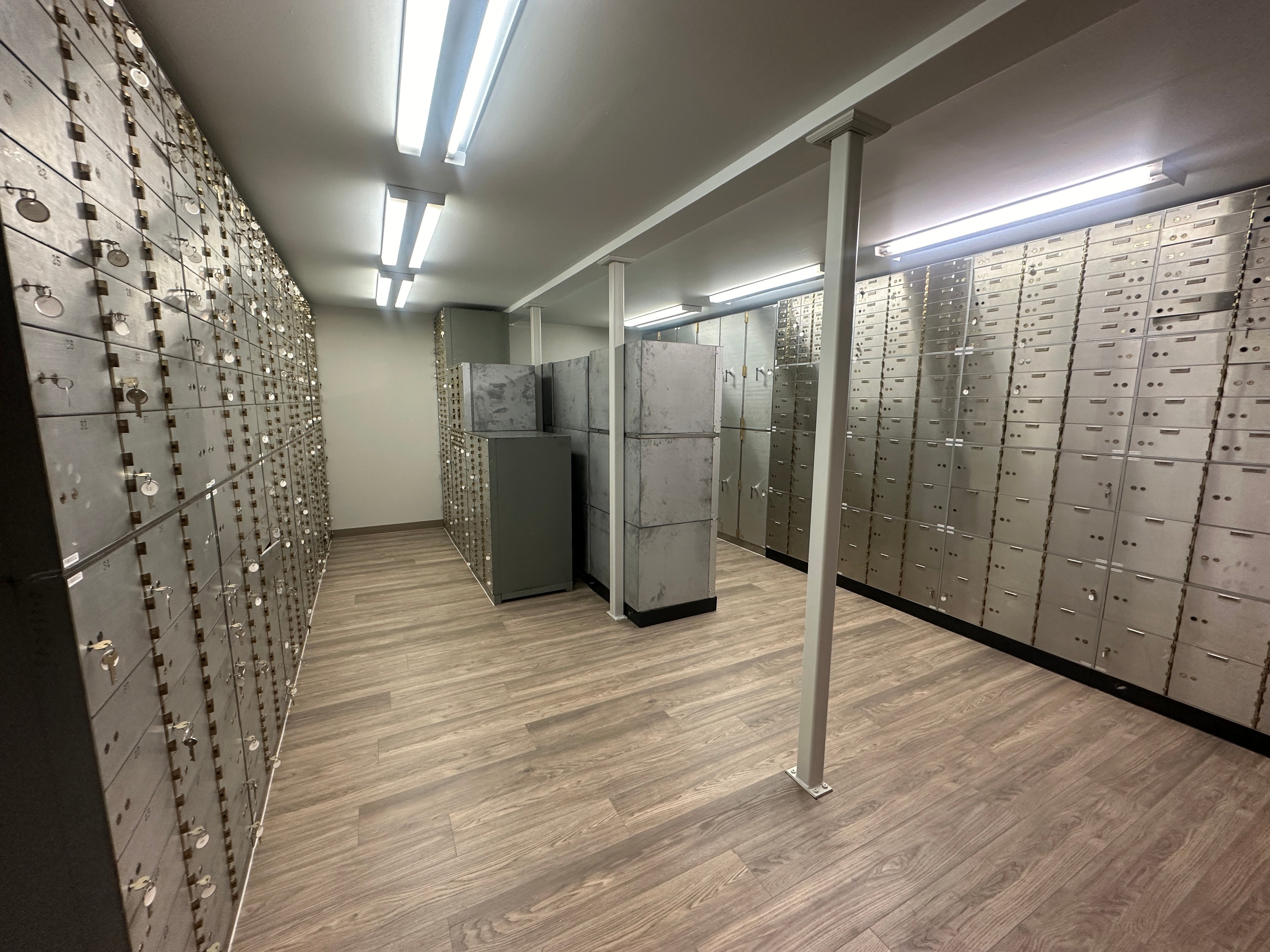 Safe deposit box 3″ x 5″ x 21″