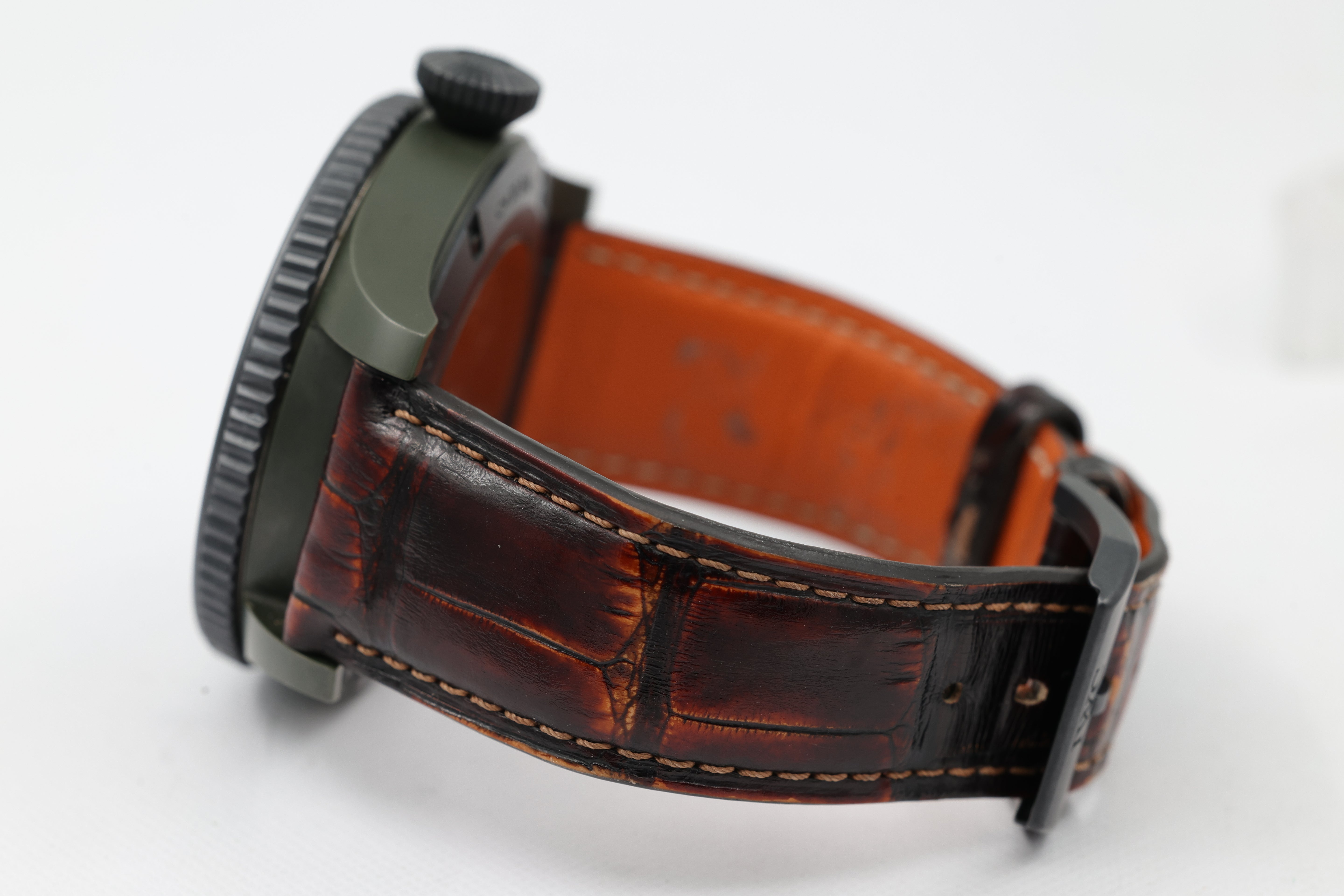 IWC - Pilot Timezoner – Green – IW395601 – 2025