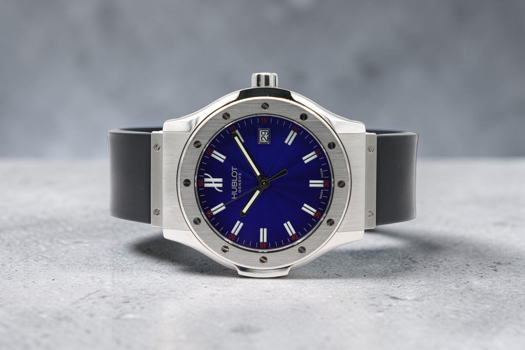 Hublot - Classic Fusion – Blue – B1905.1 - Circa 2000