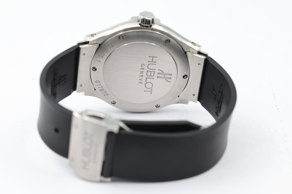 Hublot - Classic Fusion – Blue – B1905.1 - Circa 2000