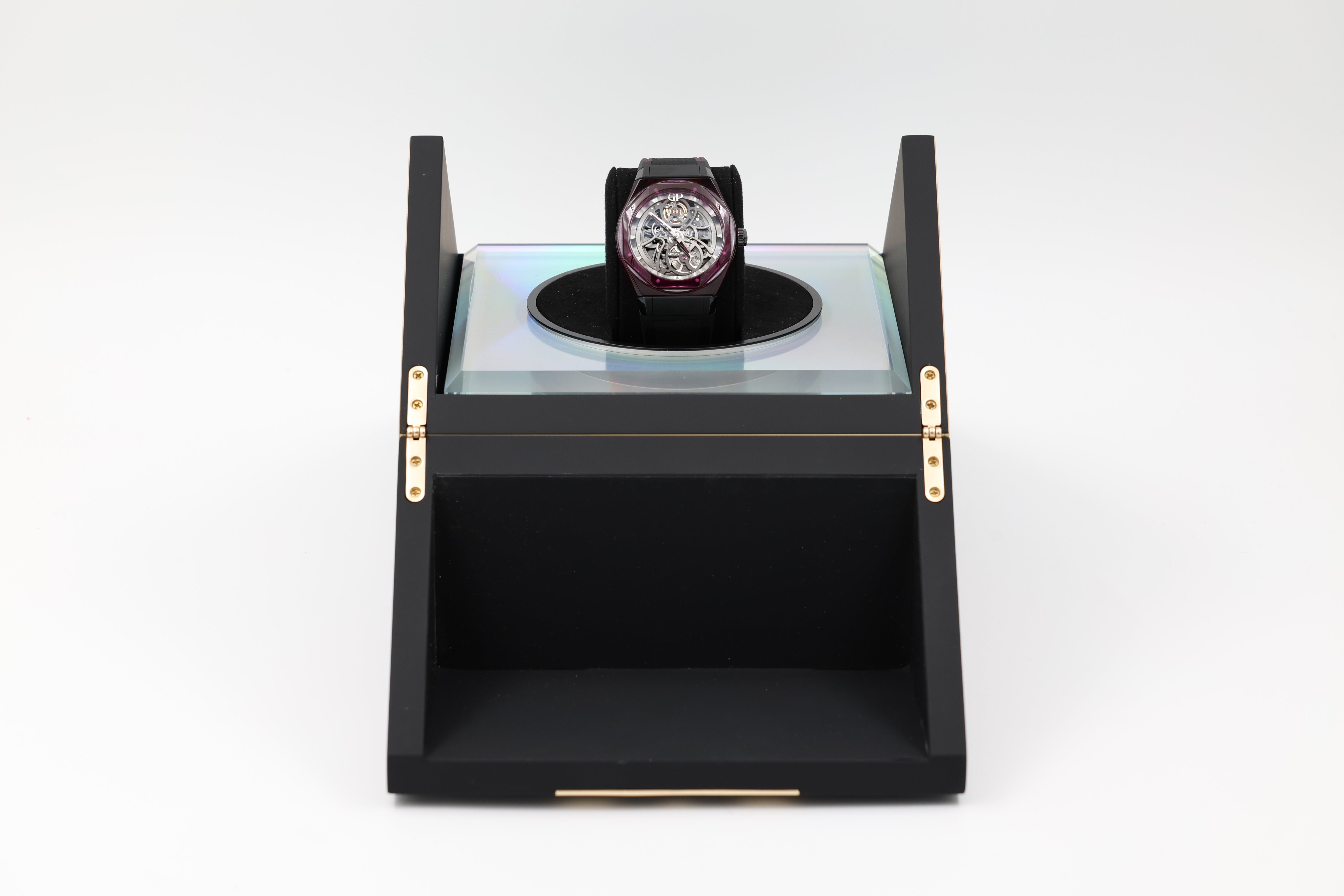 Girard-Perregaux - Laureato Absolute Light & Shade Sapphire - Skeleton Dial - 81071-43-3115-1CX - 2024