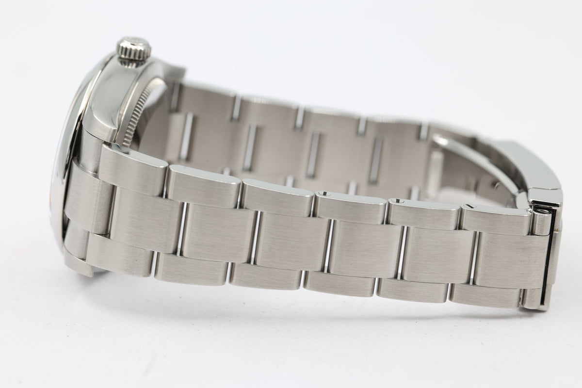 Rolex - Oyster Perpetual 34 – Pink Sunburst – 124200 – 2025