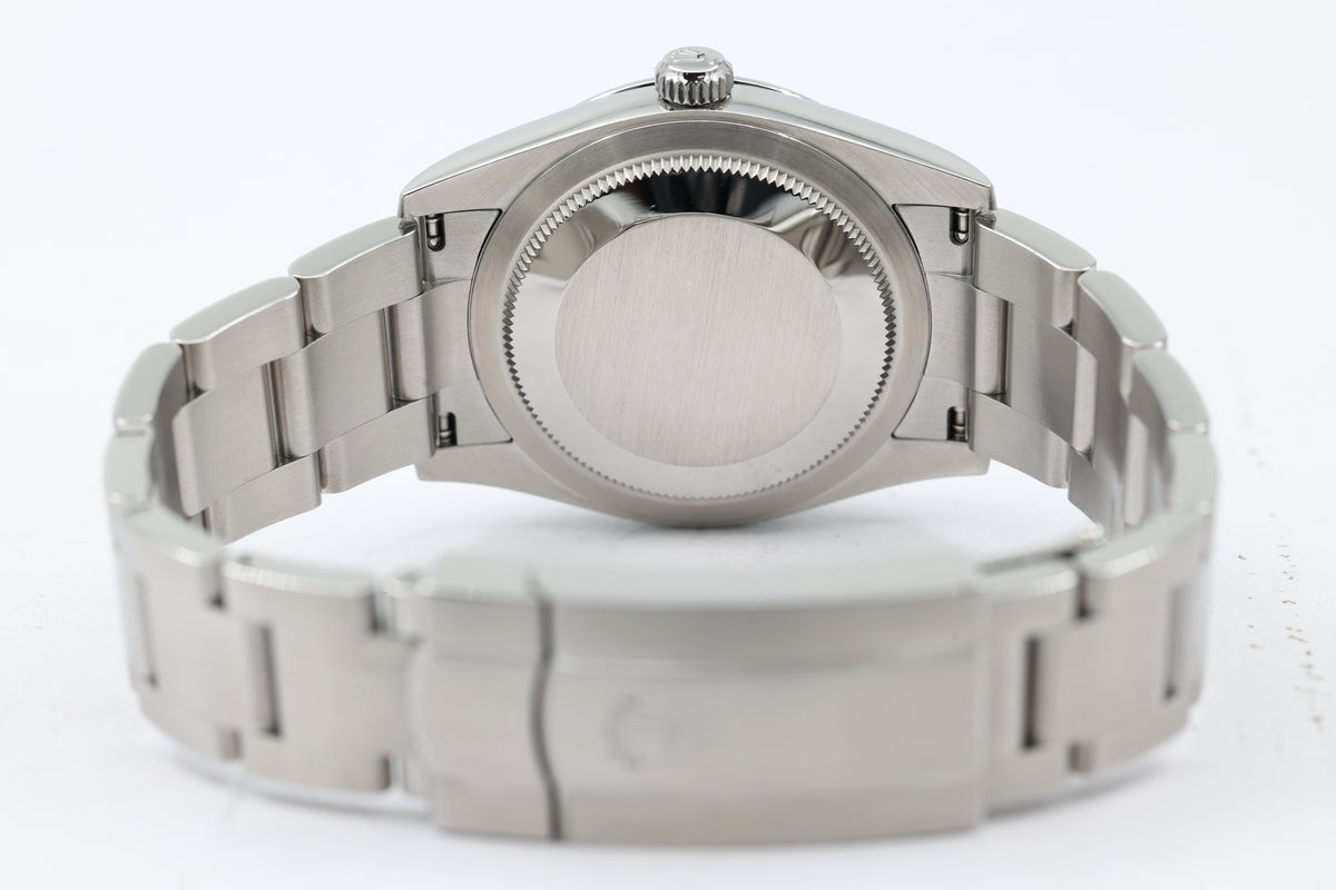 Rolex - Oyster Perpetual 34 – Pink Sunburst – 124200 – 2025