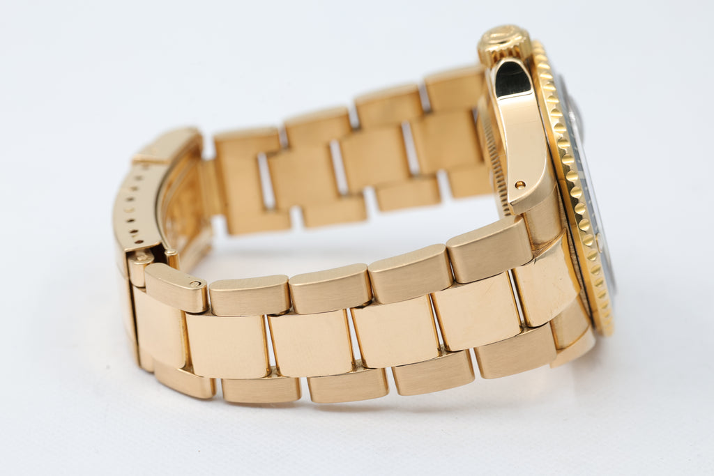 Rolex - Submariner – Yellow Gold – 16618 – 1989