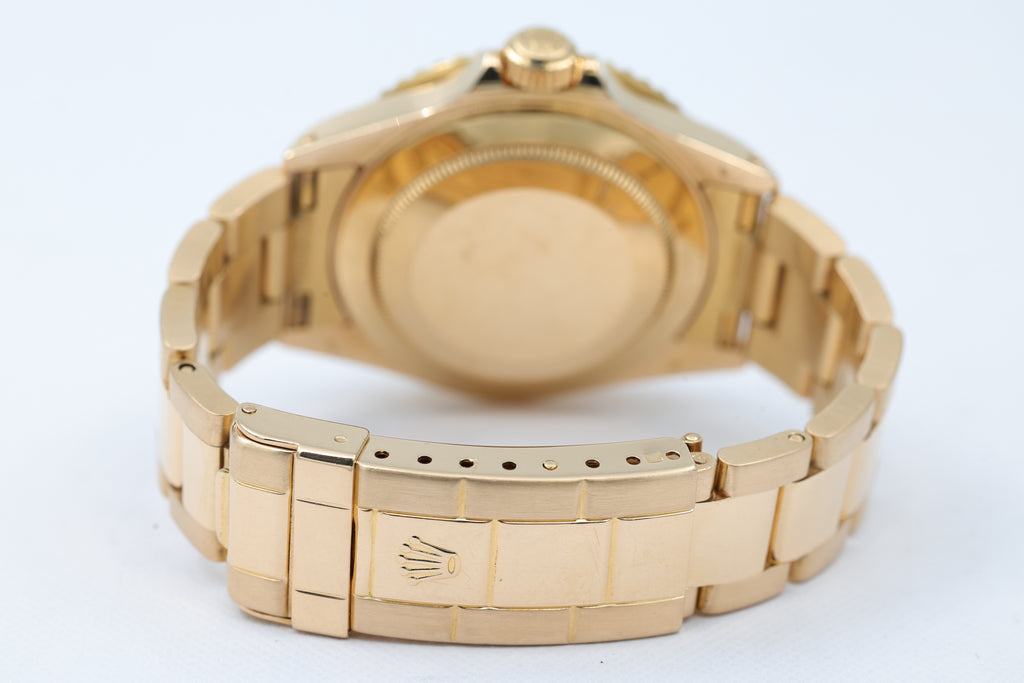 Rolex - Submariner – Yellow Gold – 16618 – 1989