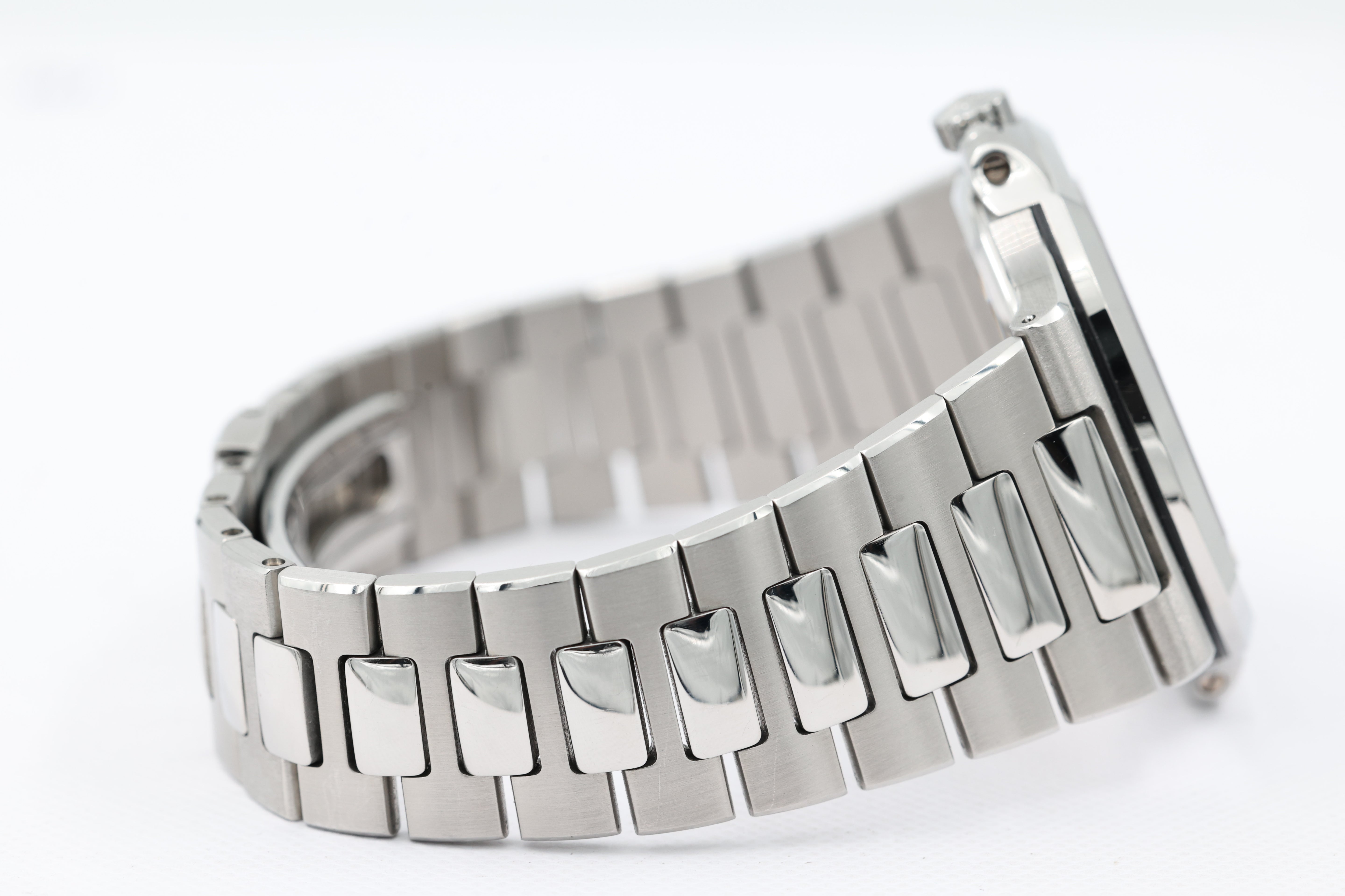 Patek Philippe - Nautilus - Blue Dial - 5711/1A-001 - 2007