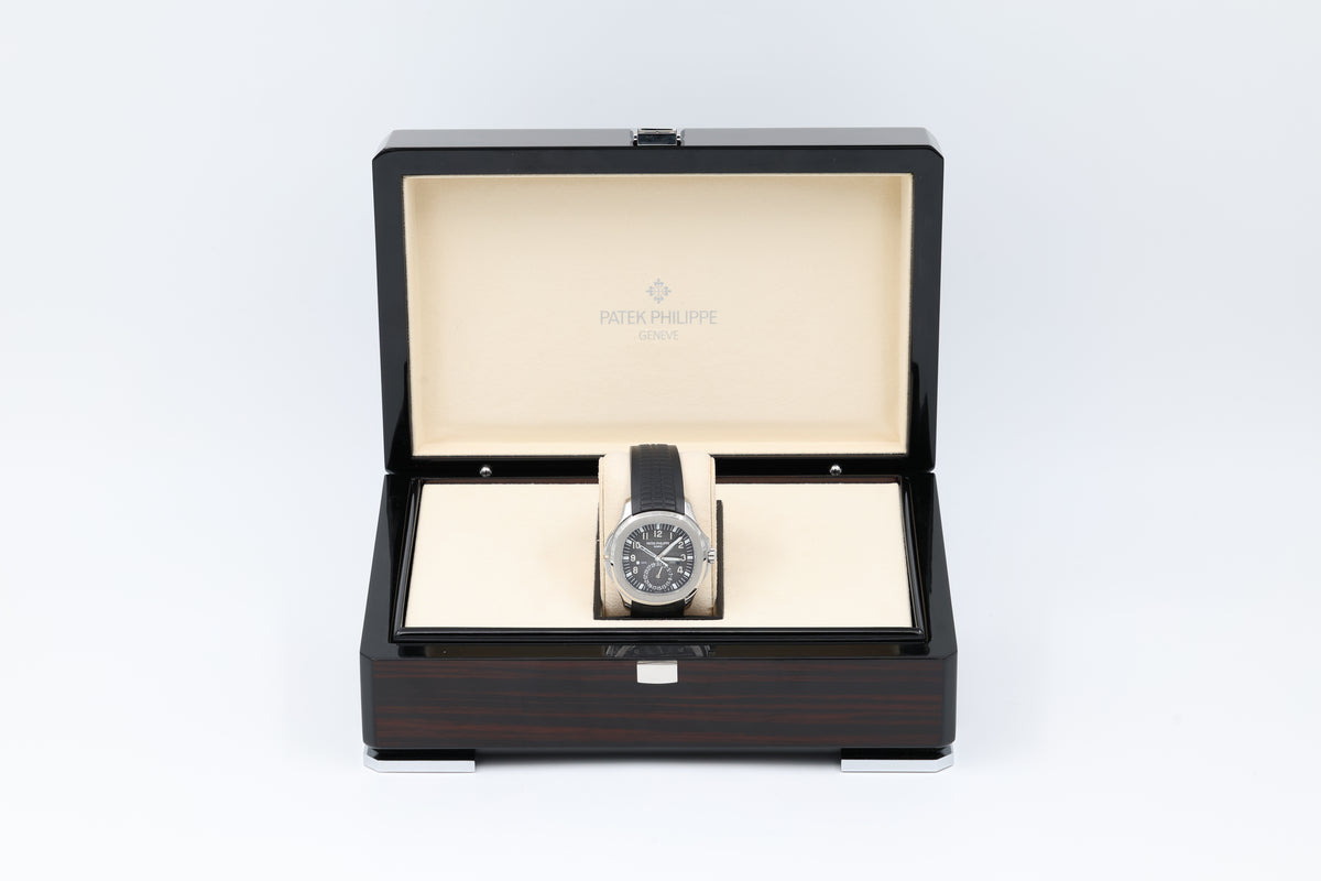 Patek Philippe - Aquanaut Travel Time – Black – 5164A-001 – 2018