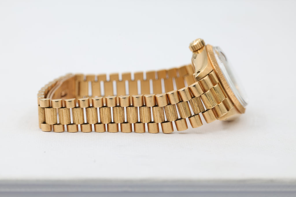 Rolex - Datejust – Champagne – 6927 – 1980