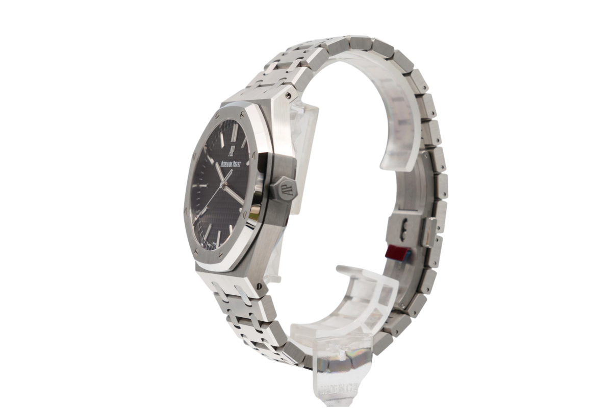 Audemars Piguet - Royal Oak – Black – 15500ST – 2021