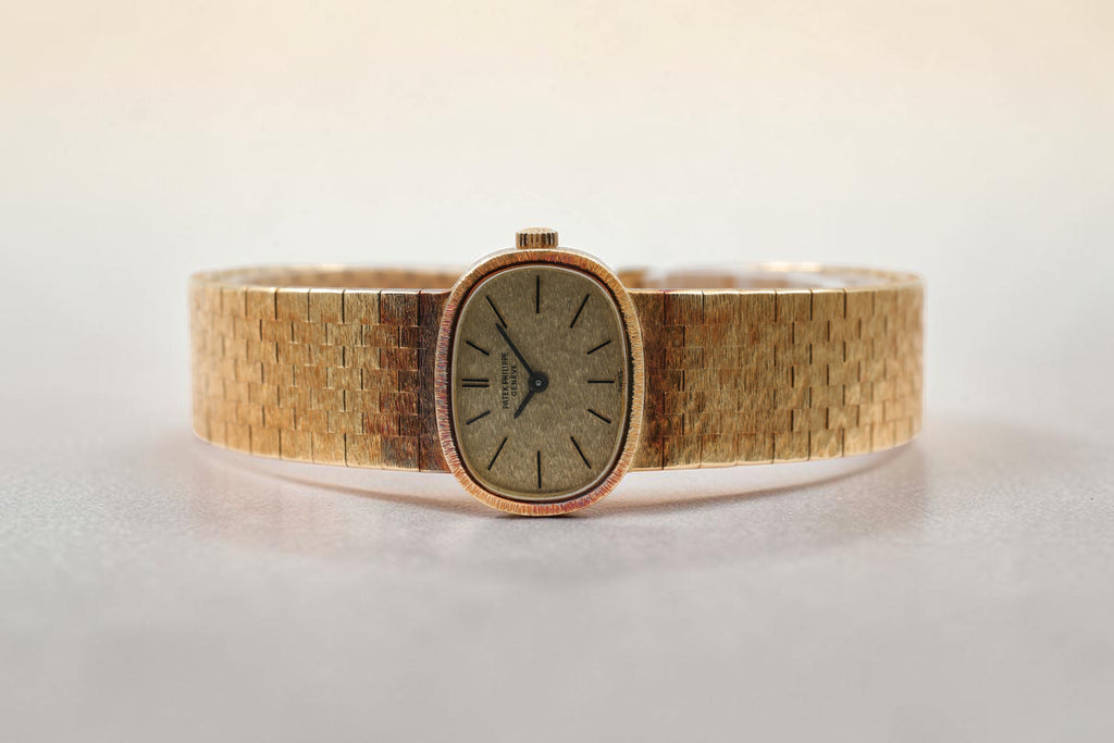Patek Philippe - Ellipse – Champagne – 3373/1 – 1976