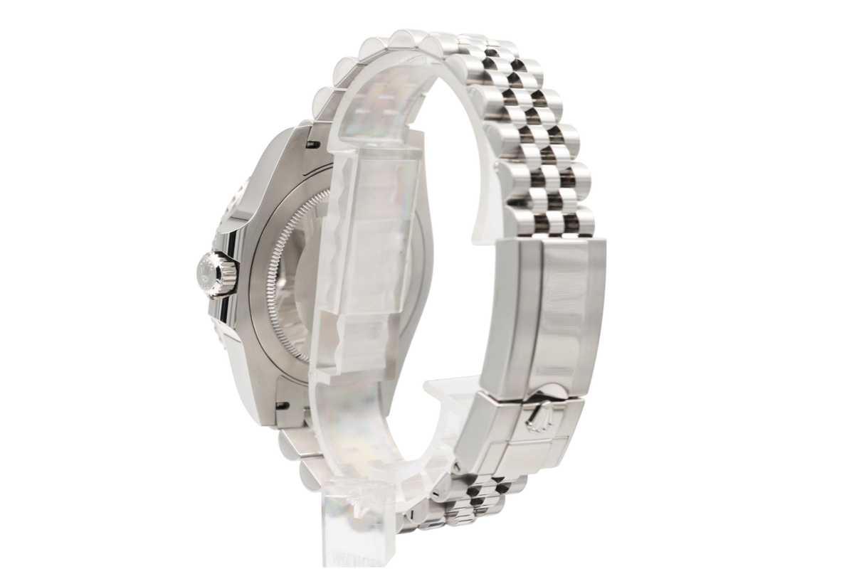Rolex - GMT-Master II – "Pepsi" – 126710BLRO – 2022
