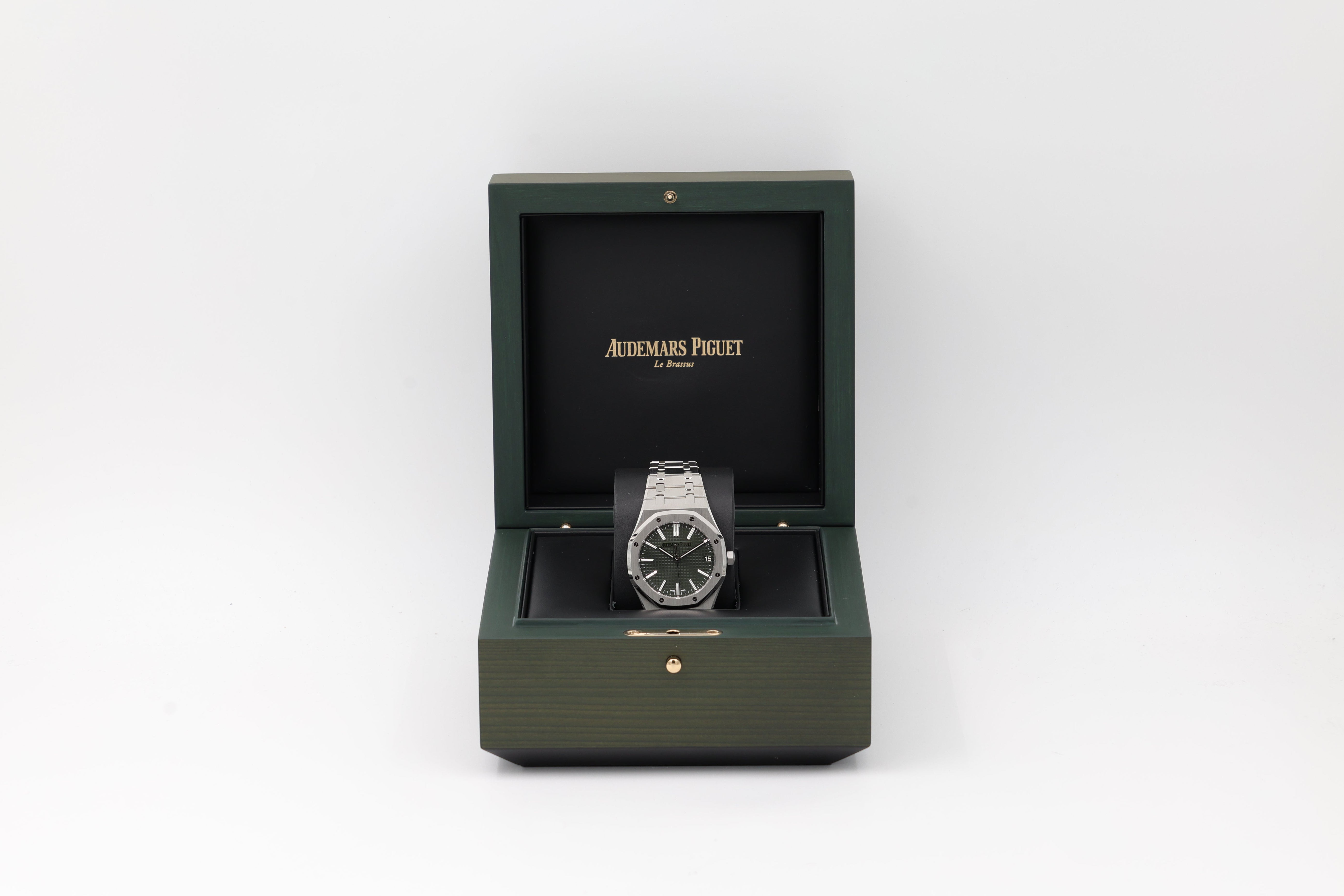 Audemars Piguet - Royal Oak – Green – 15510ST.OO.1320ST.09 – 2025