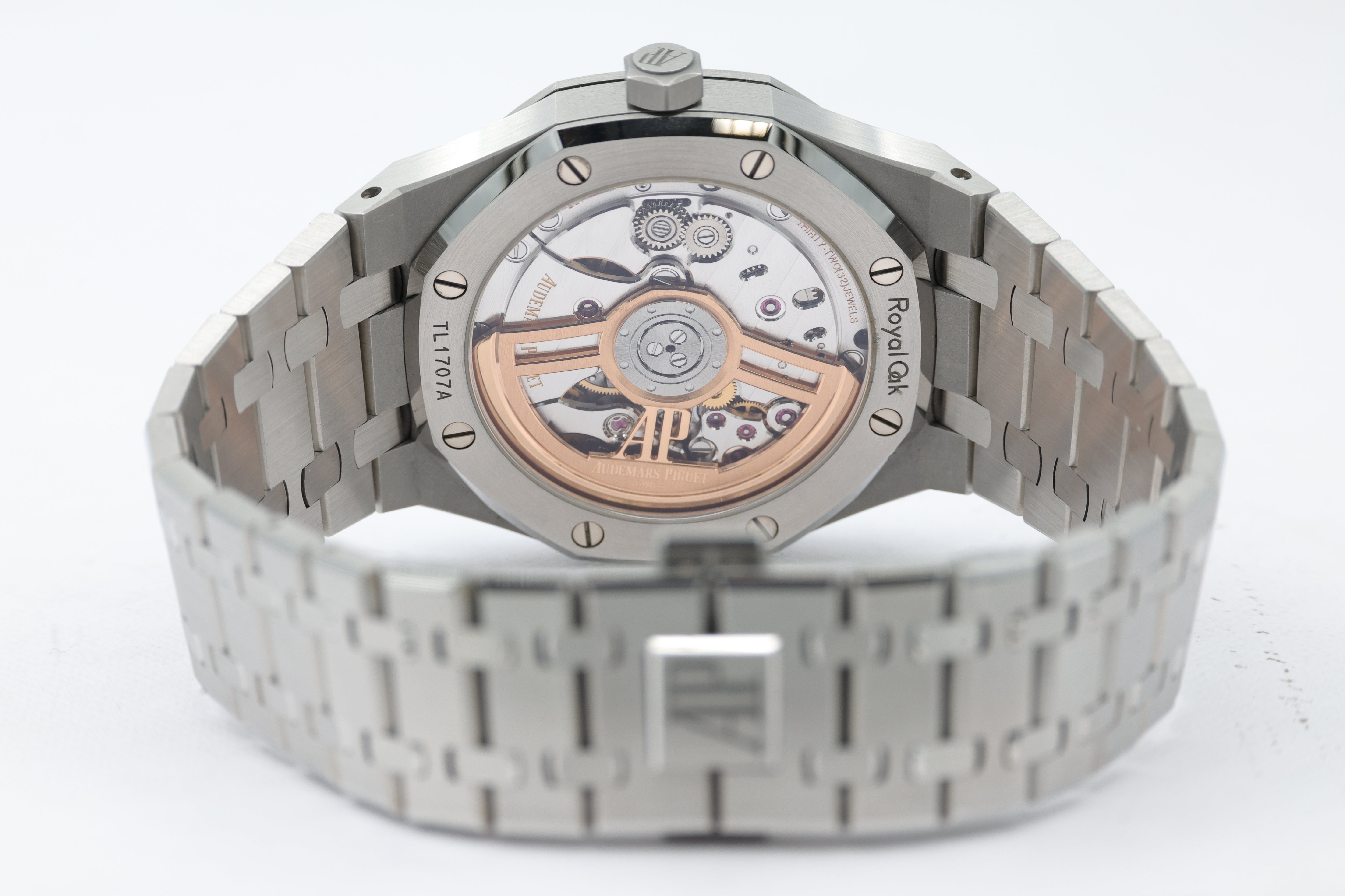 Audemars Piguet - Royal Oak – Green – 15510ST.OO.1320ST.09 – 2025