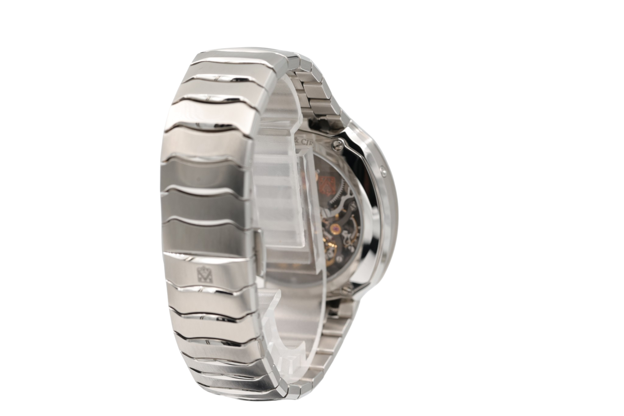 H. Moser & Cie. Streamliner Perpetual Calendar – Smoked Salmon Griffé – 6812-1200 – 2025