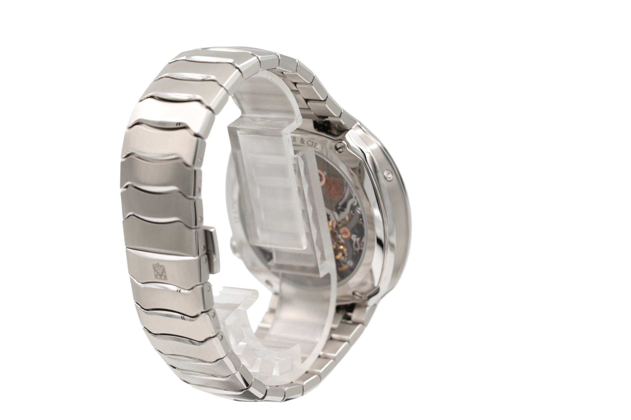 H. Moser & Cie. Streamliner Perpetual Calendar – Smoked Salmon Griffé – 6812-1200 – 2025