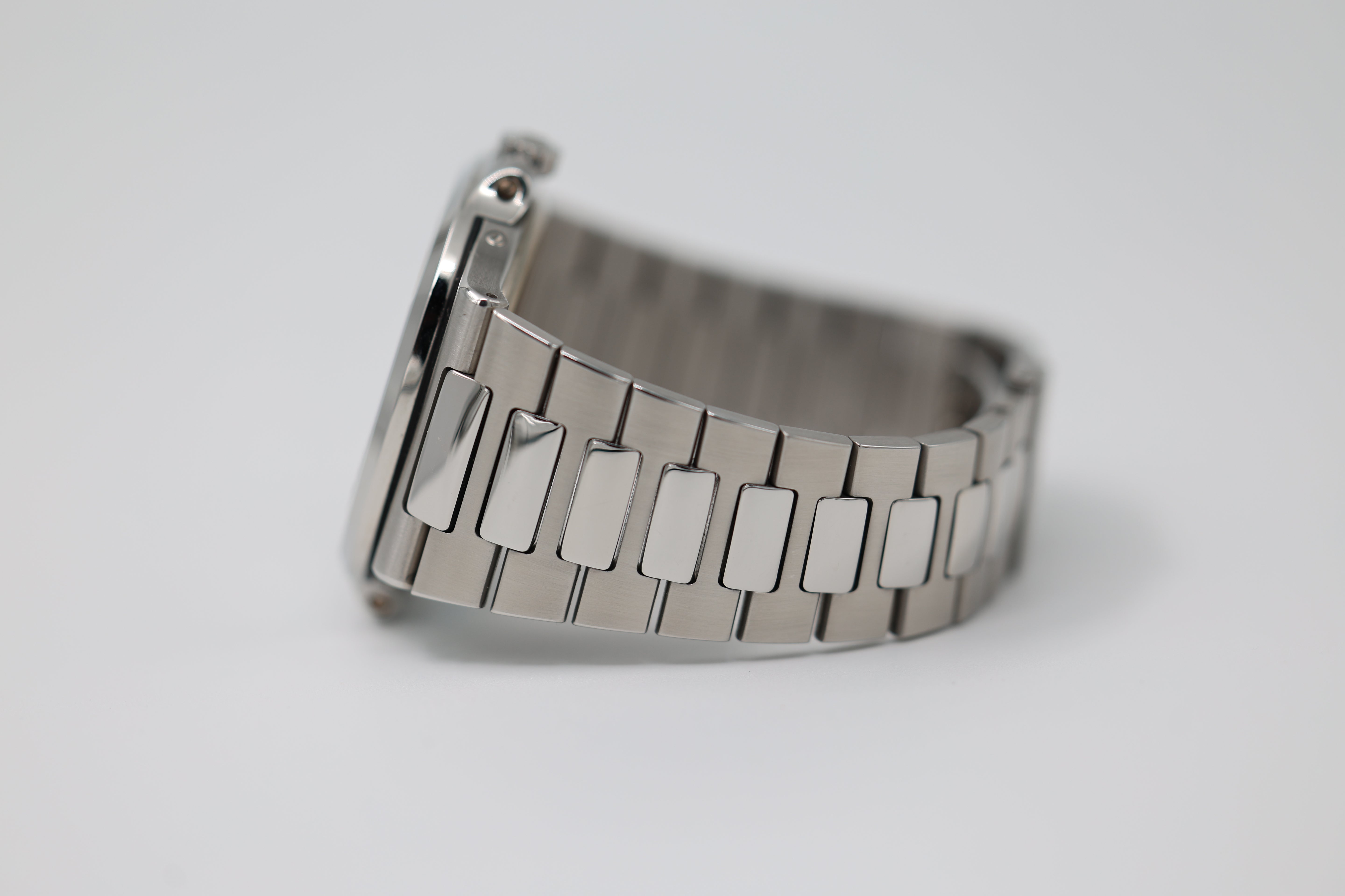 Patek Philippe - Nautilus - Blue Dial - 5712/1A-001 - 2008