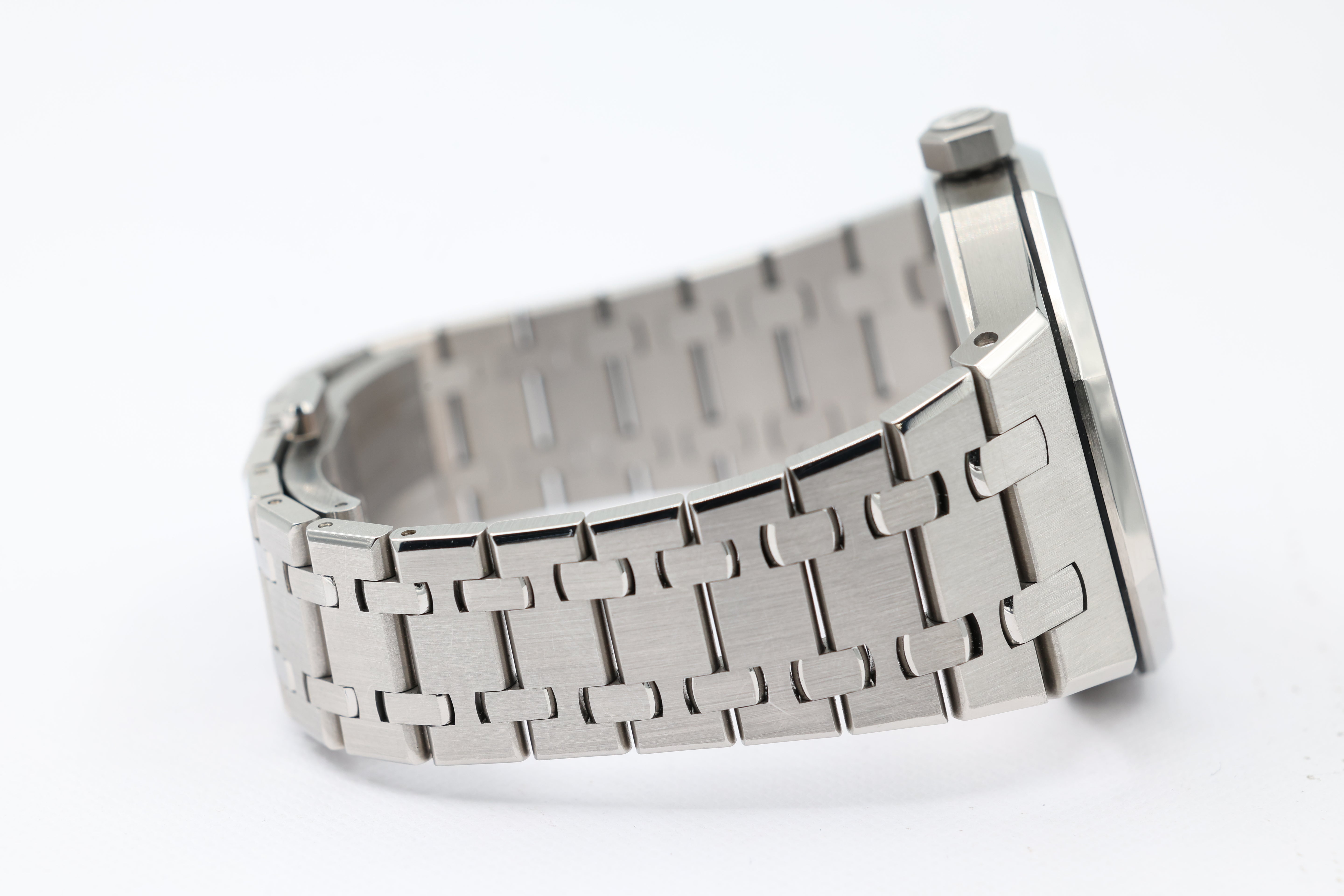 Audemars Piguet Royal Oak – Grey – 15550st – 2023