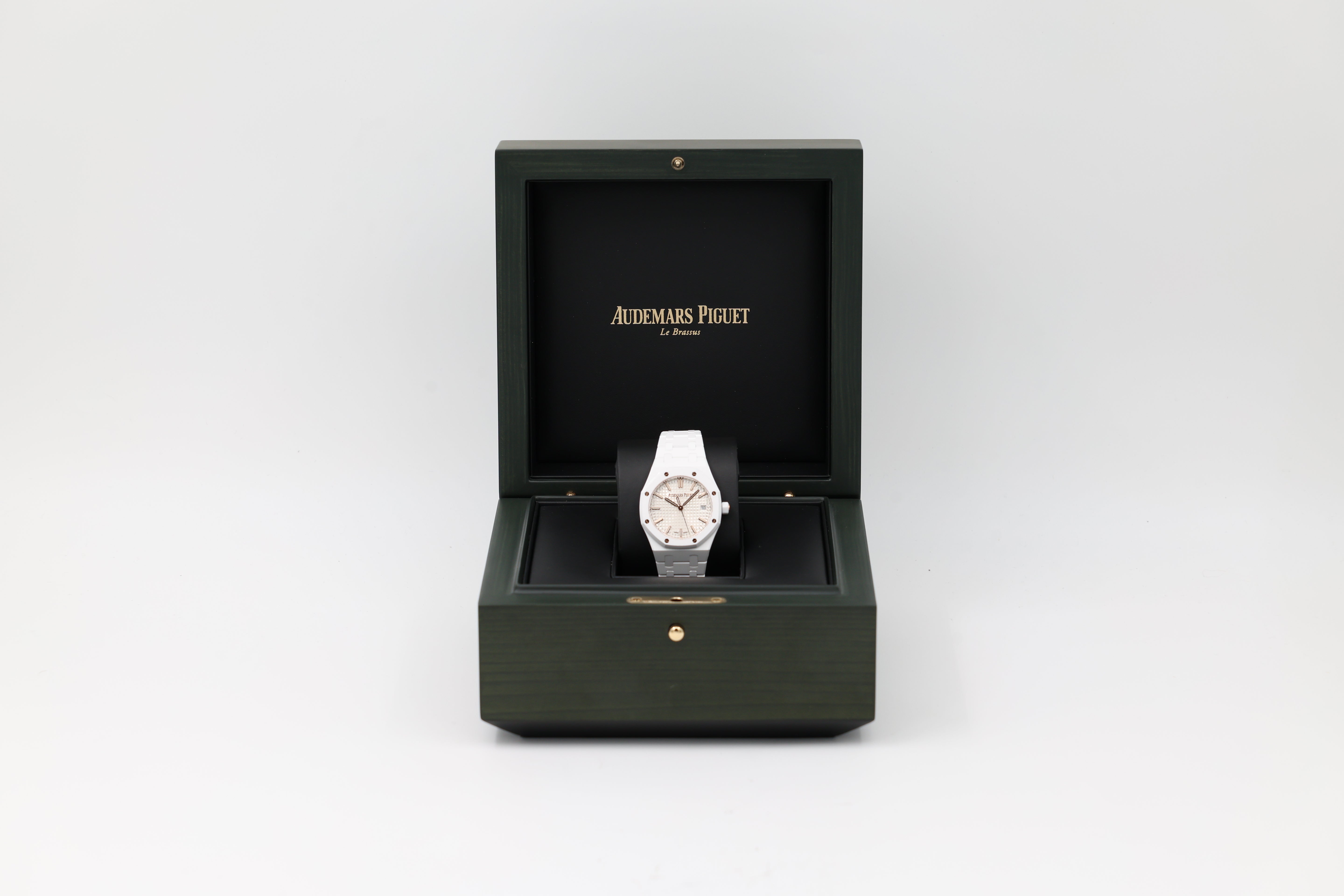 Audemars Piguet - Royal Oak - Silver & Gold Dial - 77350CB - 2026