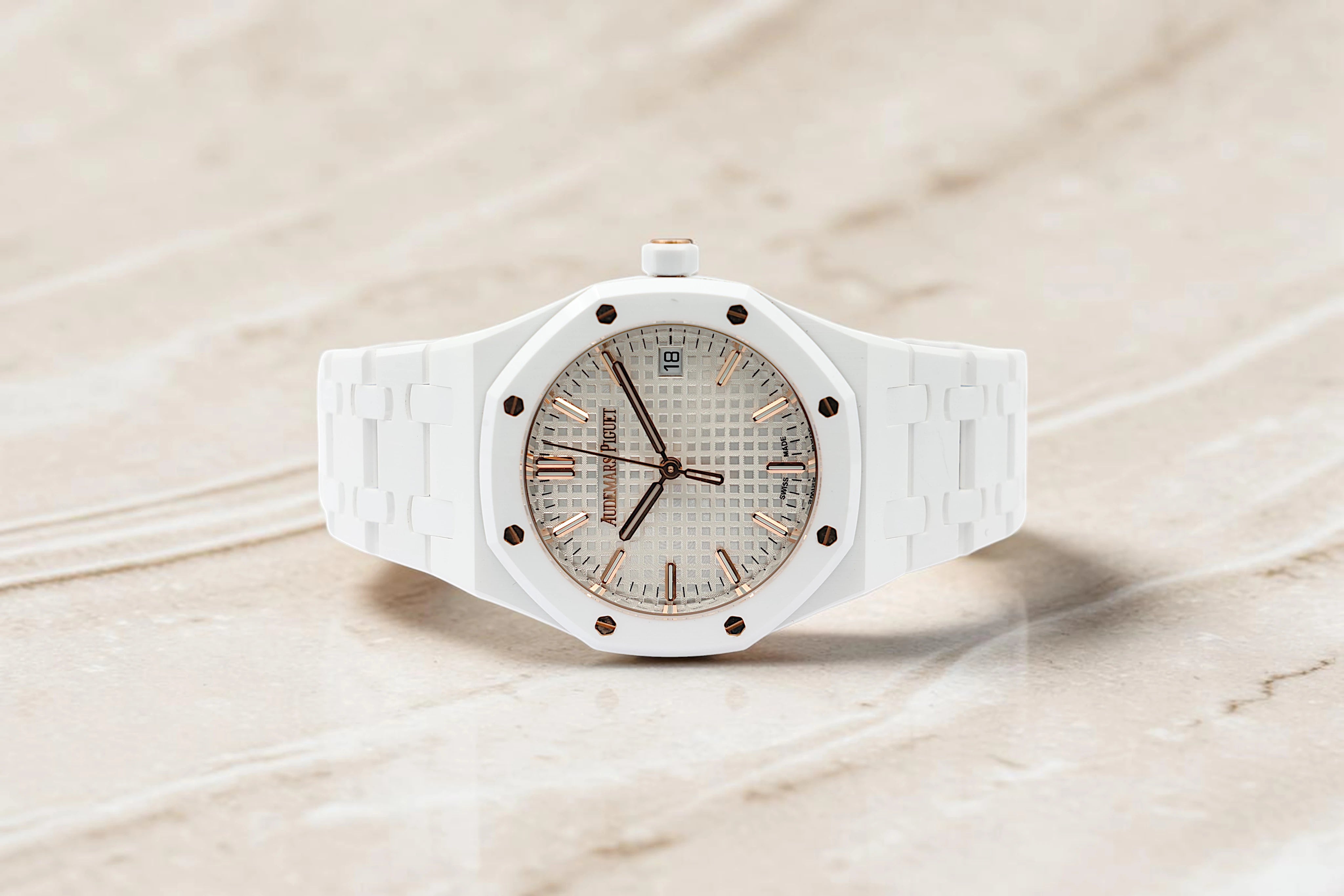 Audemars Piguet - Royal Oak - Silver & Gold Dial - 77350CB - 2026